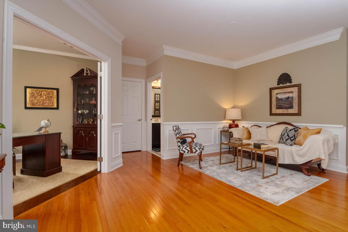 TOLLGATE VILLAGE - Residential