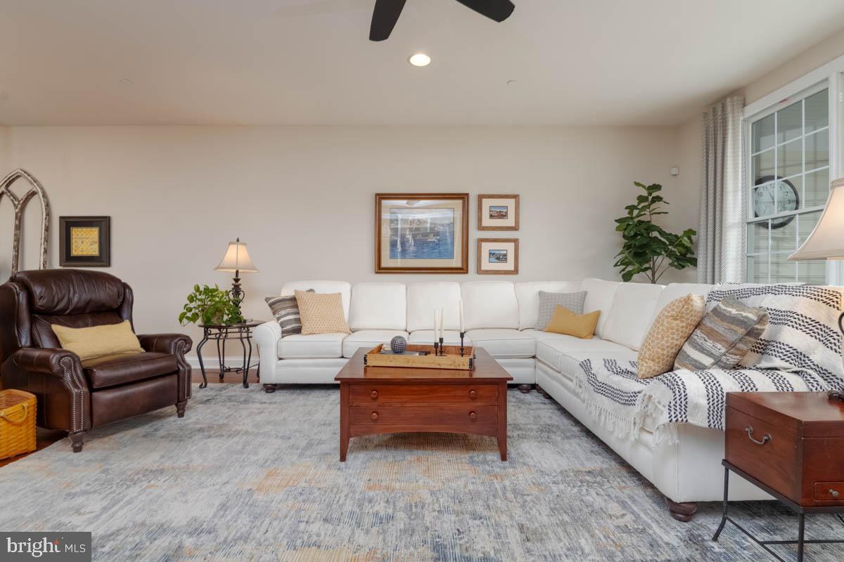 TOLLGATE VILLAGE - Residential