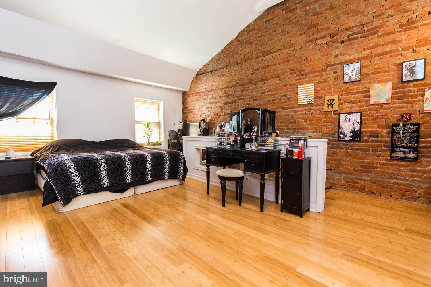 FISHTOWN - Residential Lease