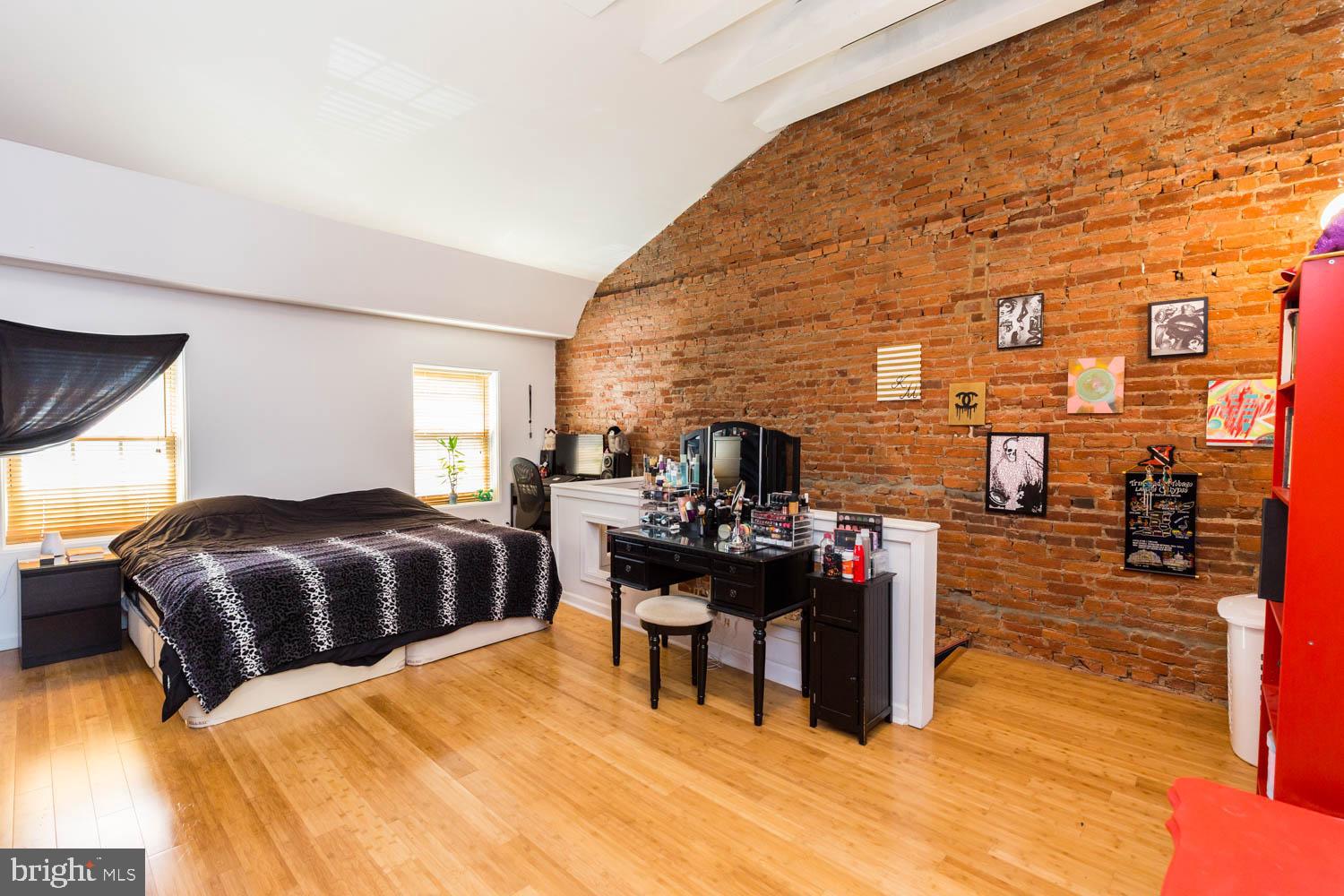 FISHTOWN - Residential Lease