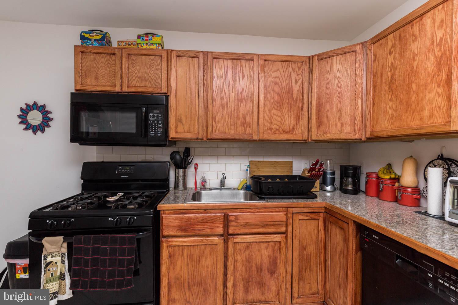 FISHTOWN - Residential Lease