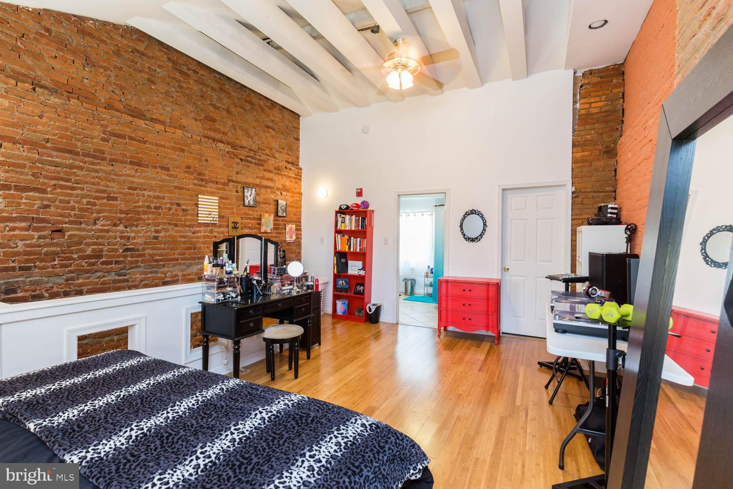 FISHTOWN - Residential Lease