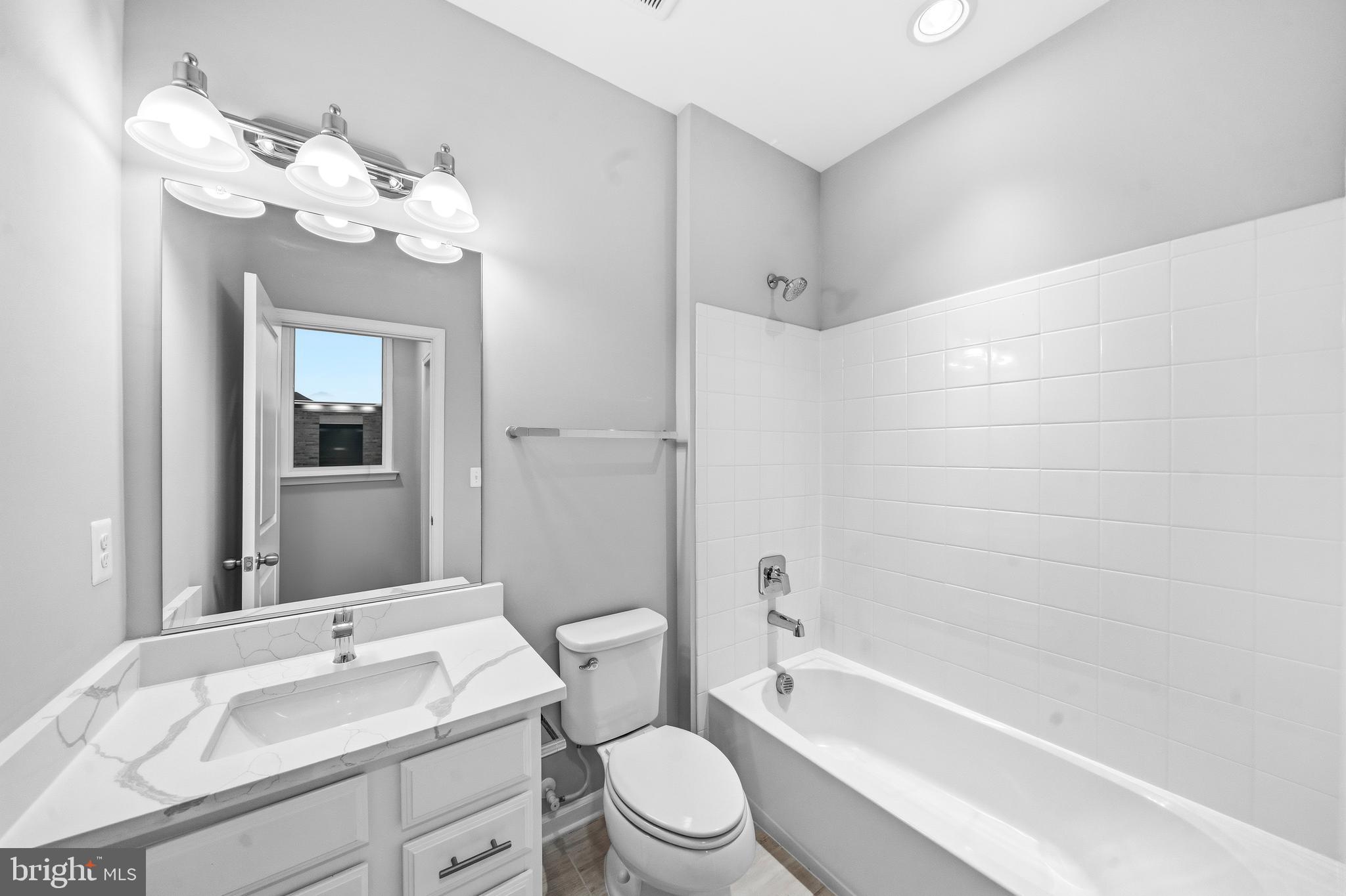 POTOMAC OVERLOOK AT NATIONAL HARBOR - Residential