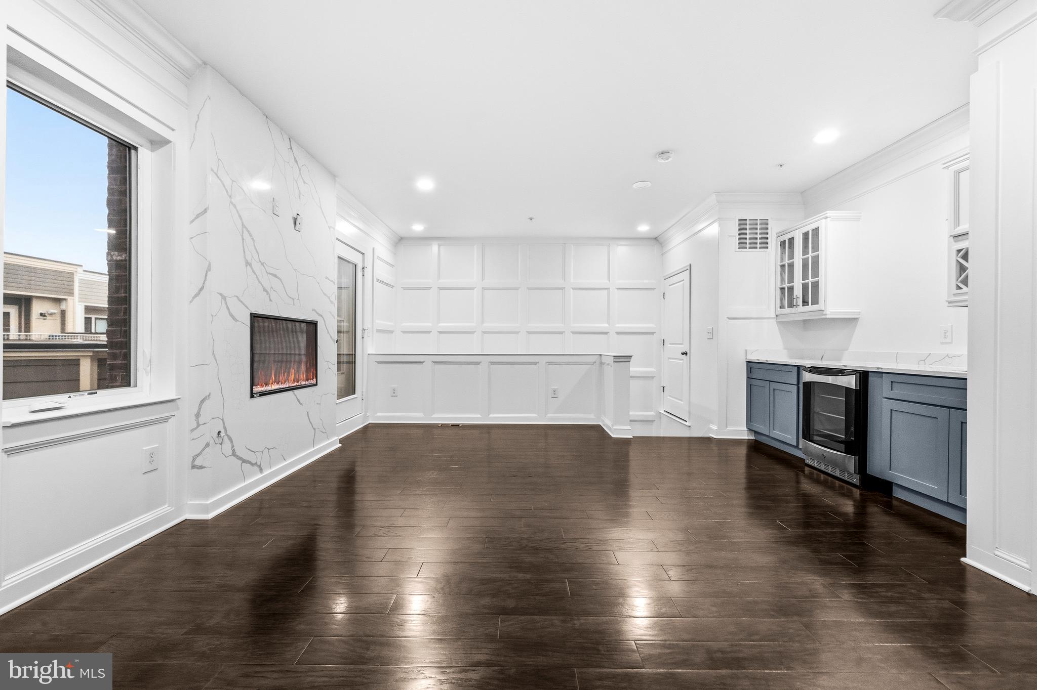 POTOMAC OVERLOOK AT NATIONAL HARBOR - Residential