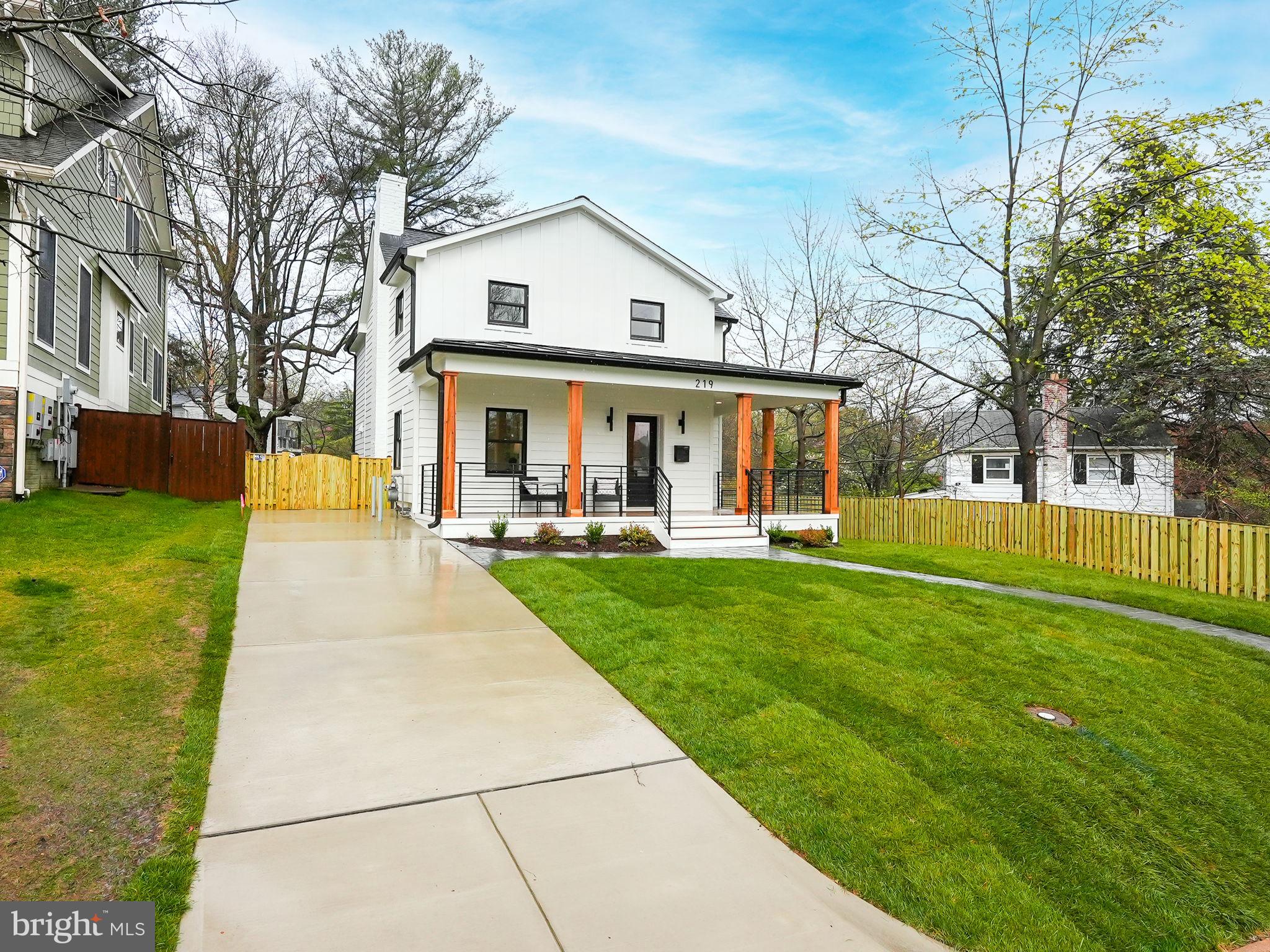 GREENWAY DOWNS - Residential