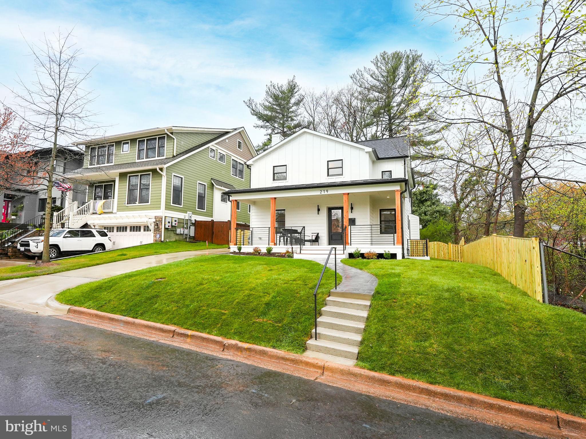 GREENWAY DOWNS - Residential