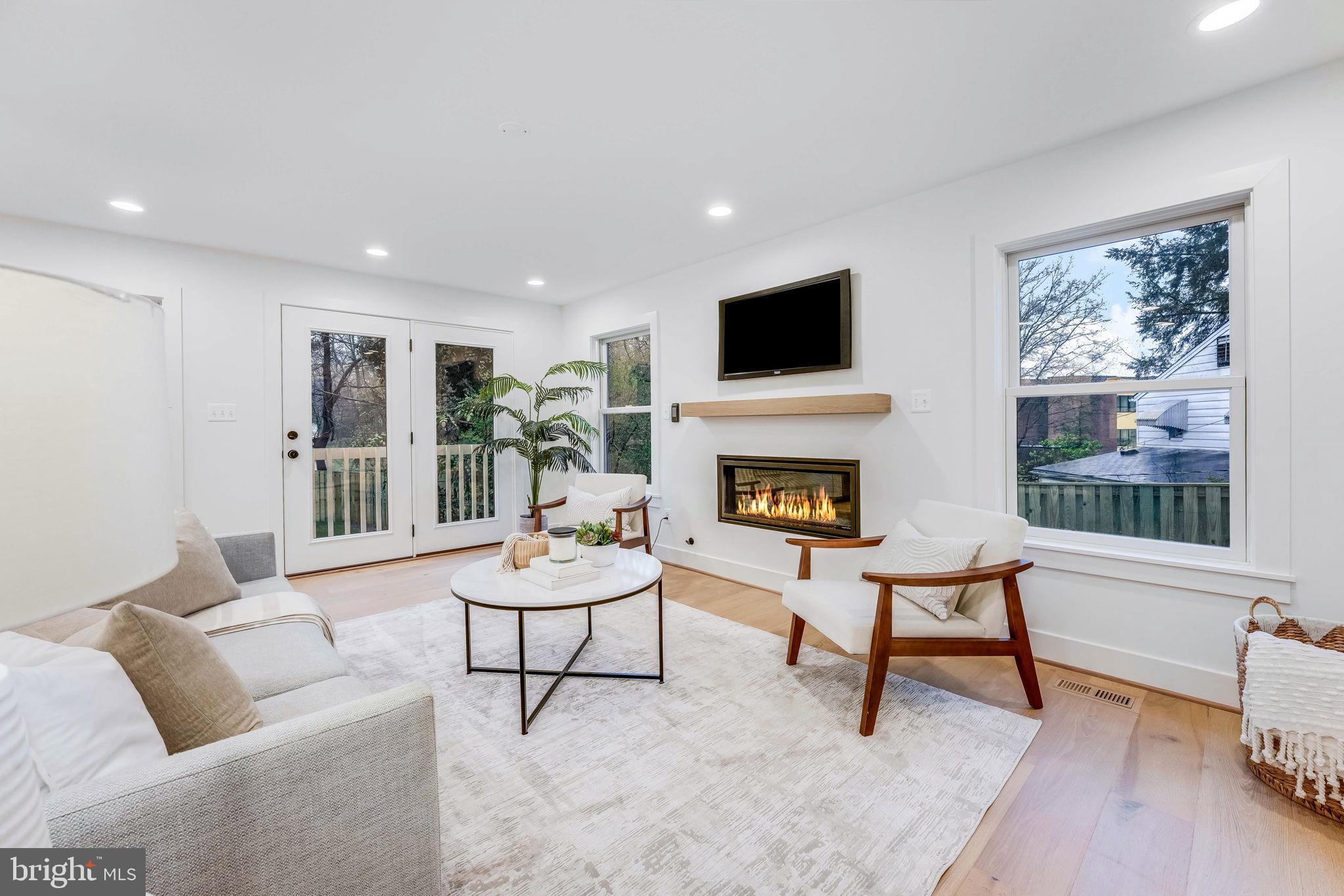 GREENWAY DOWNS - Residential