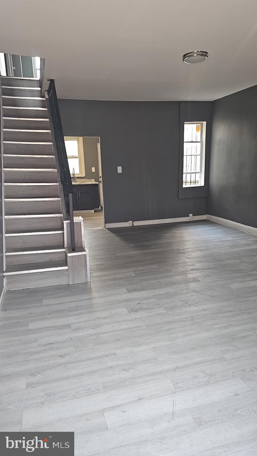Charming 3-bedroom property in the heart of Kensington. Features include spacious living areas, modern kitchen, stylish interiors, and private garden. Located just minutes from local amenities, shops, and transport links.