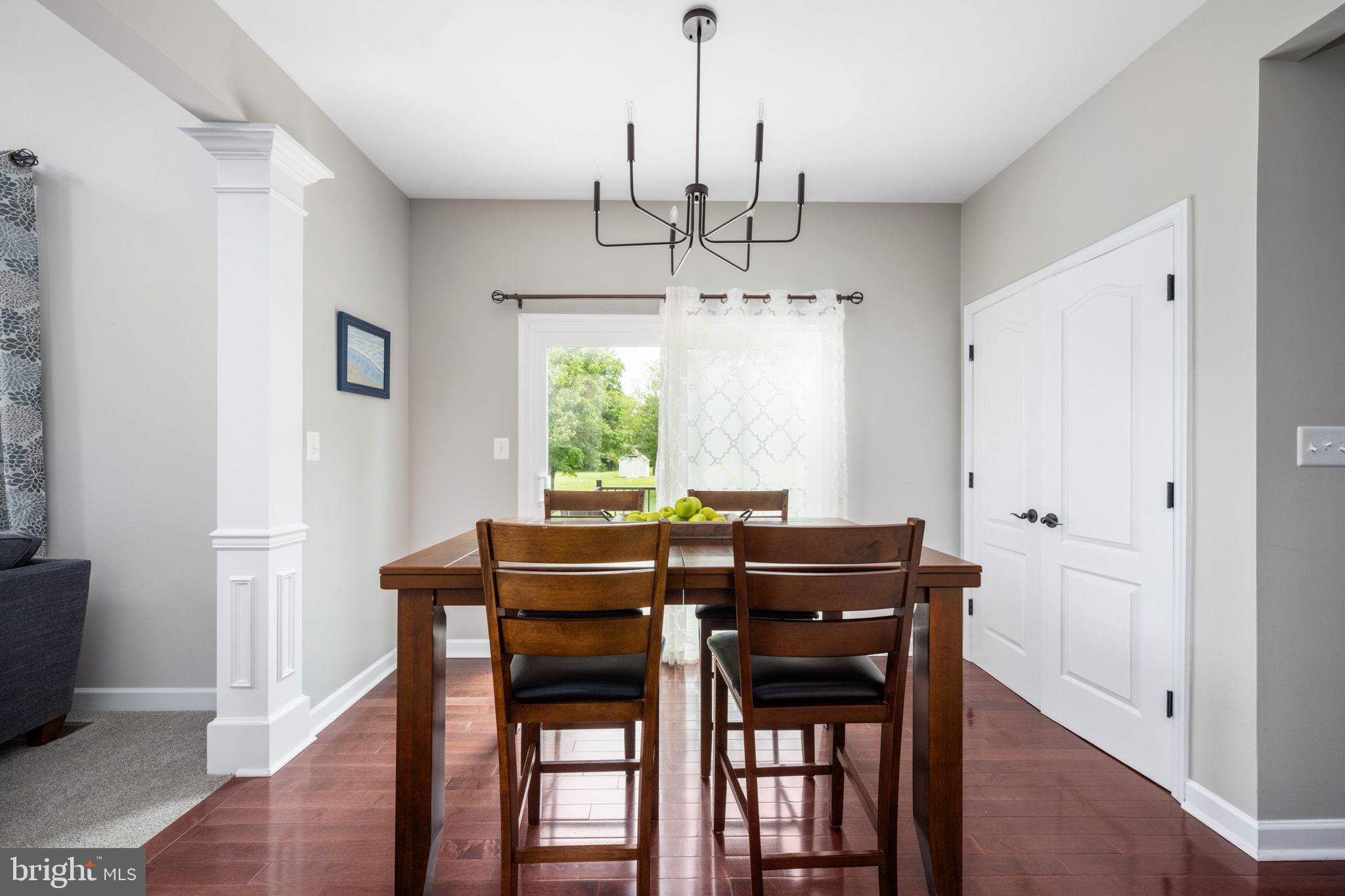 WALNUT HILLS - Residential