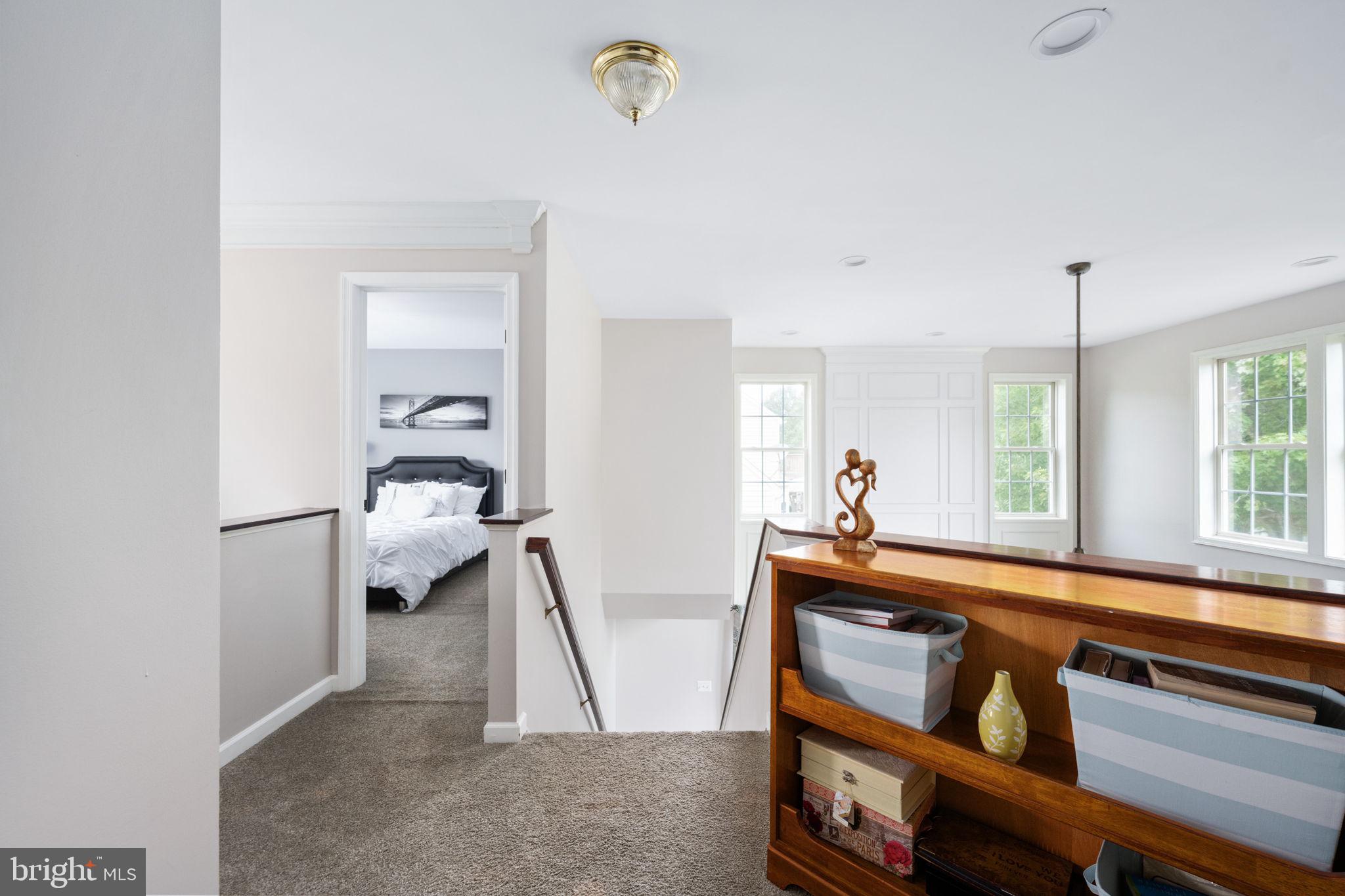 WALNUT HILLS - Residential