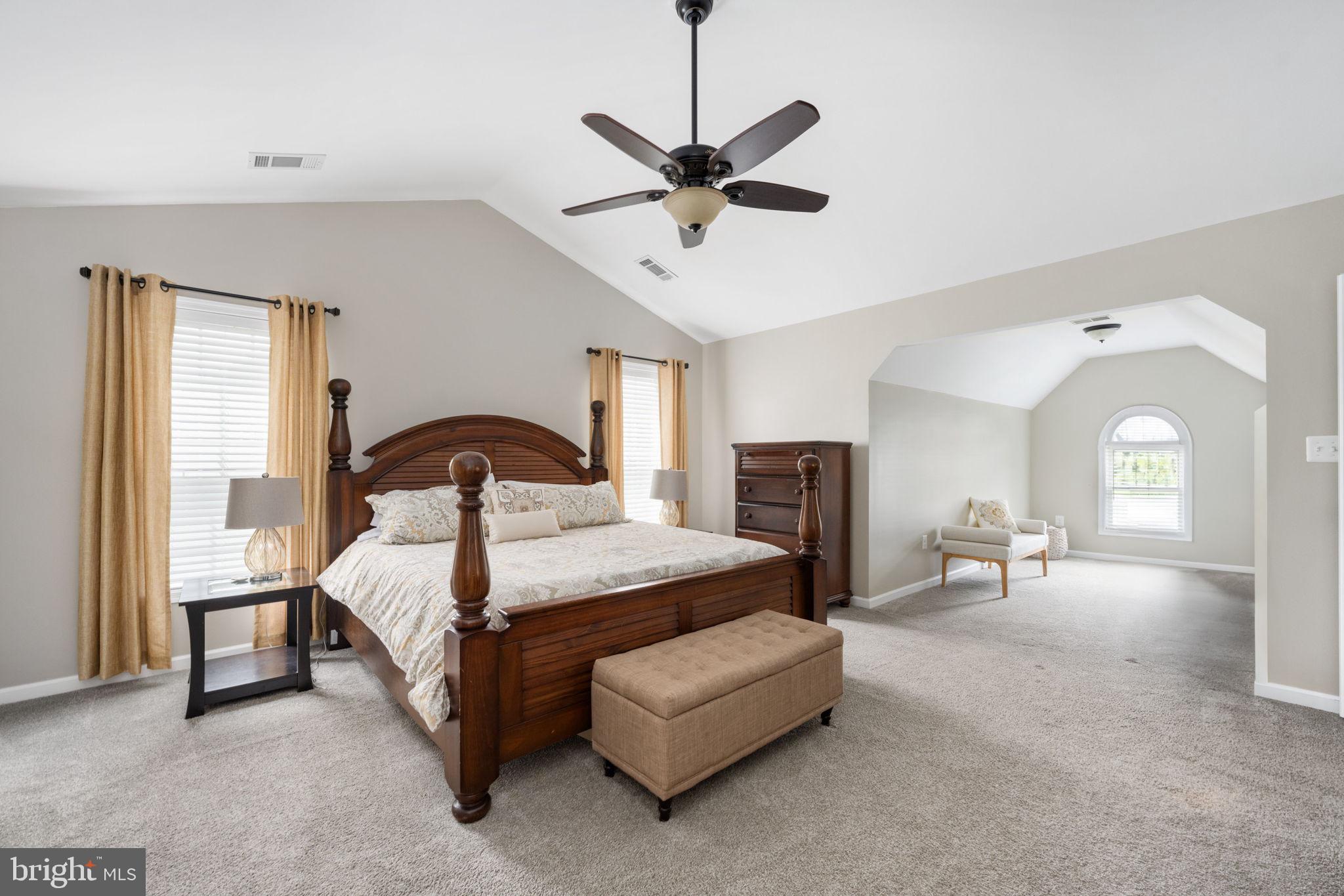 WALNUT HILLS - Residential