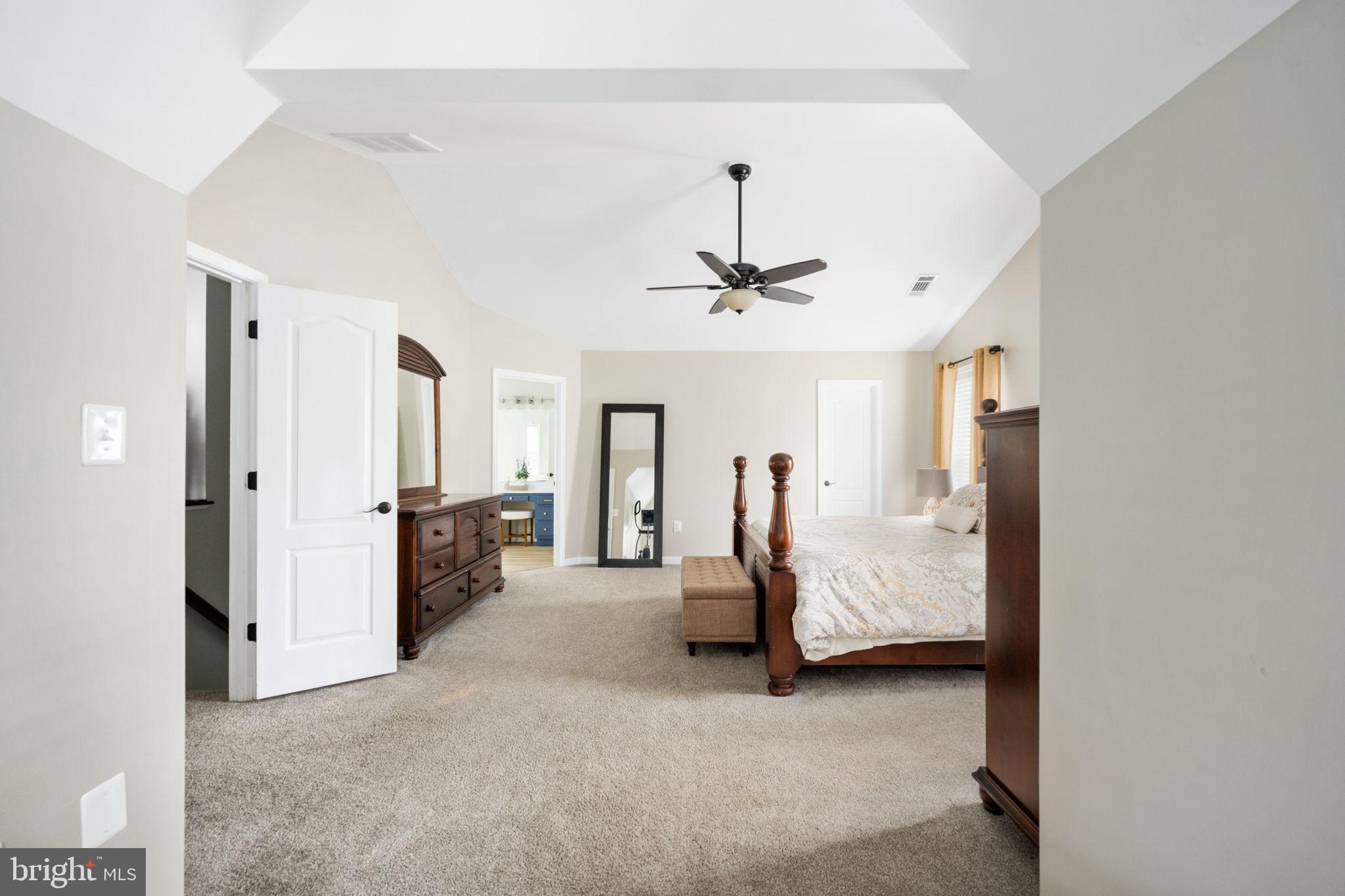 WALNUT HILLS - Residential