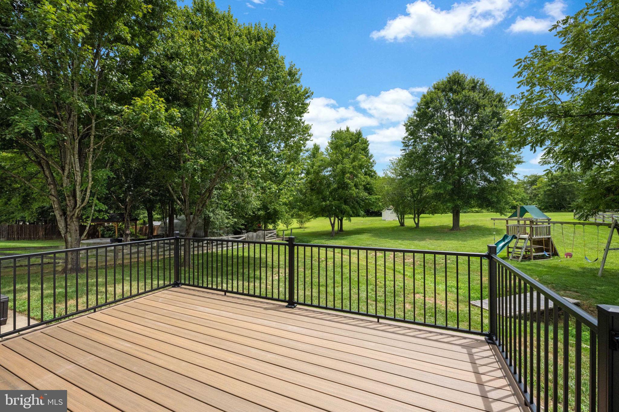 WALNUT HILLS - Residential