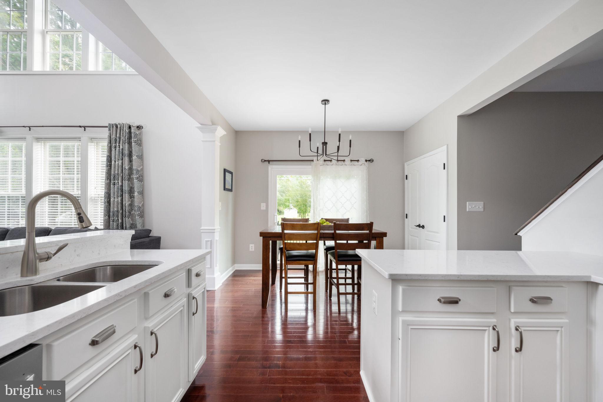 WALNUT HILLS - Residential