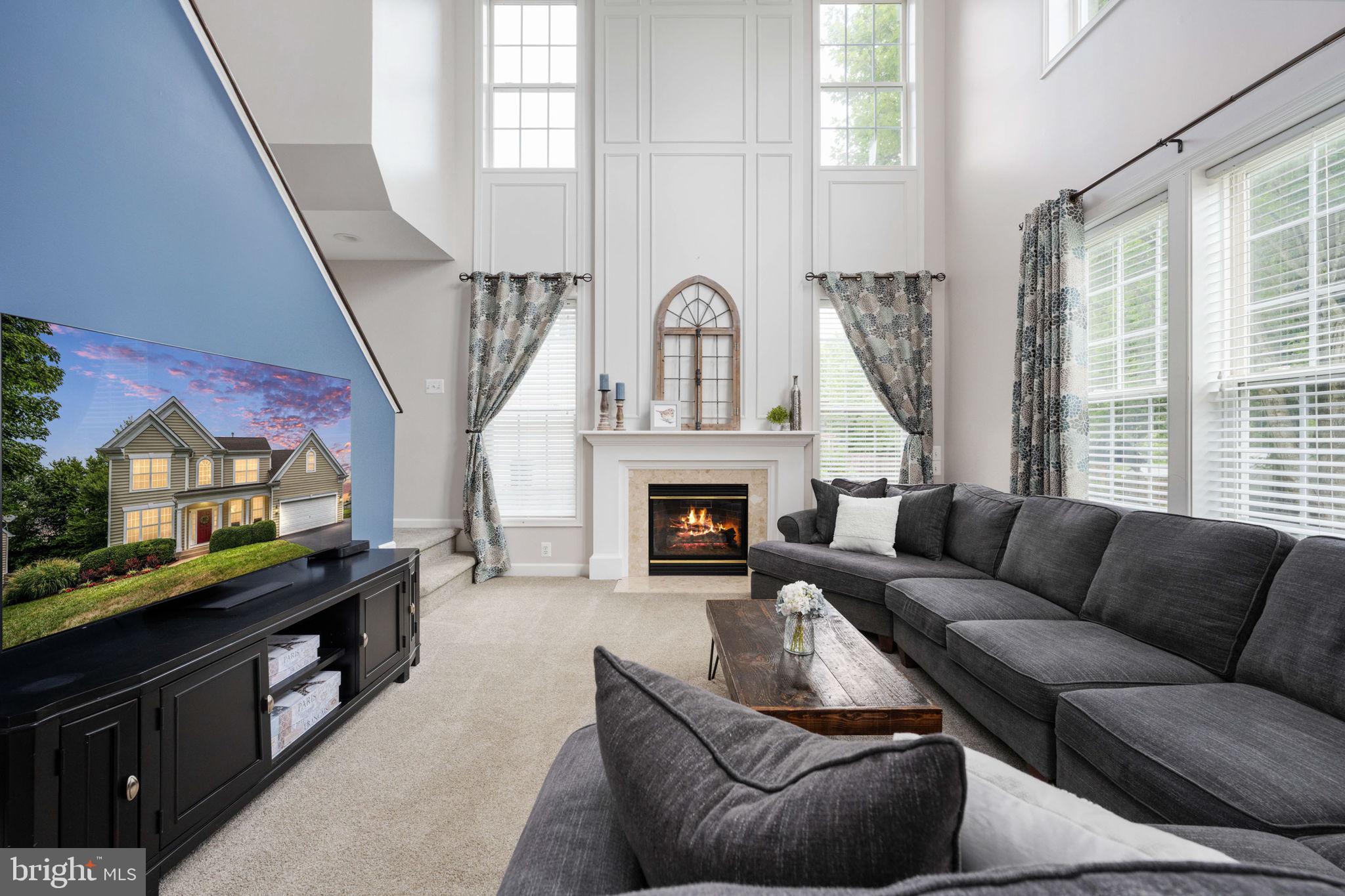 WALNUT HILLS - Residential