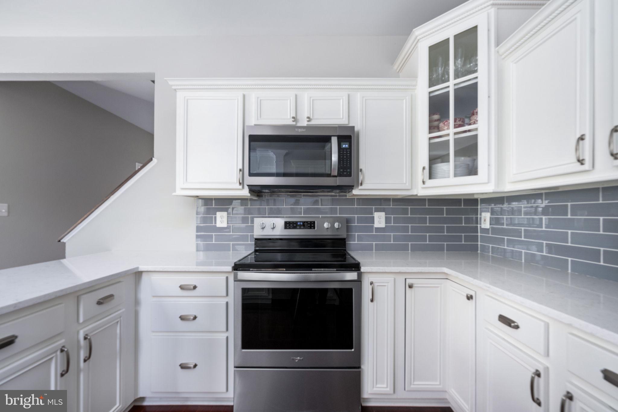 WALNUT HILLS - Residential