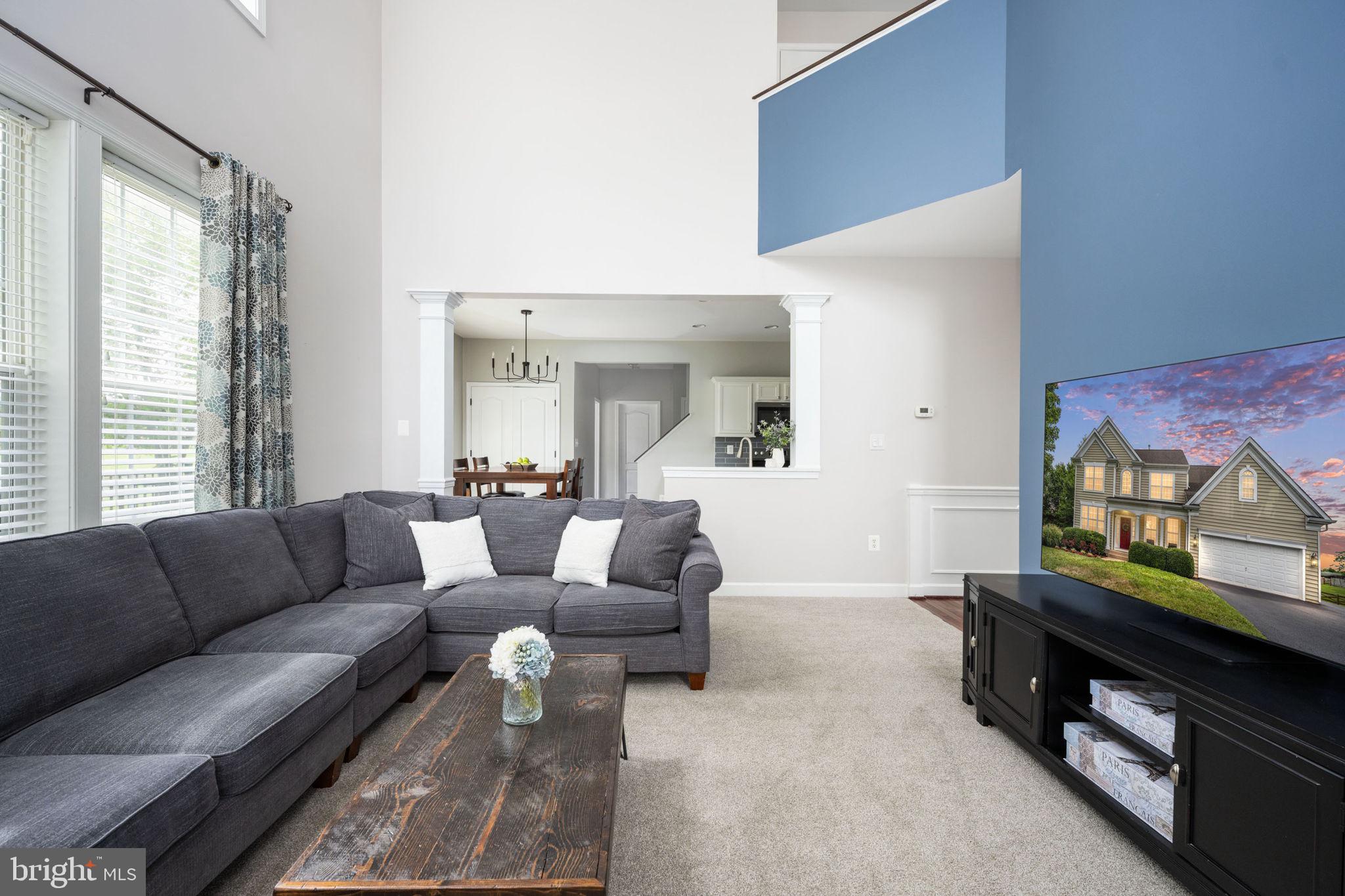 WALNUT HILLS - Residential