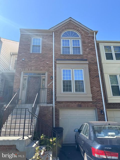 14079 RED RIVER DRIVE CENTREVILLE VA 20121