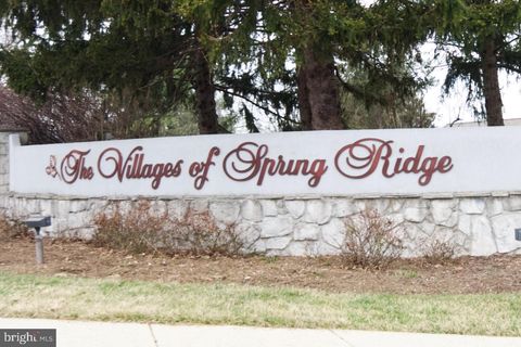 Townhouse For Sale - 105 Hawthorne Court<br/> WYOMISSING, PA 19610