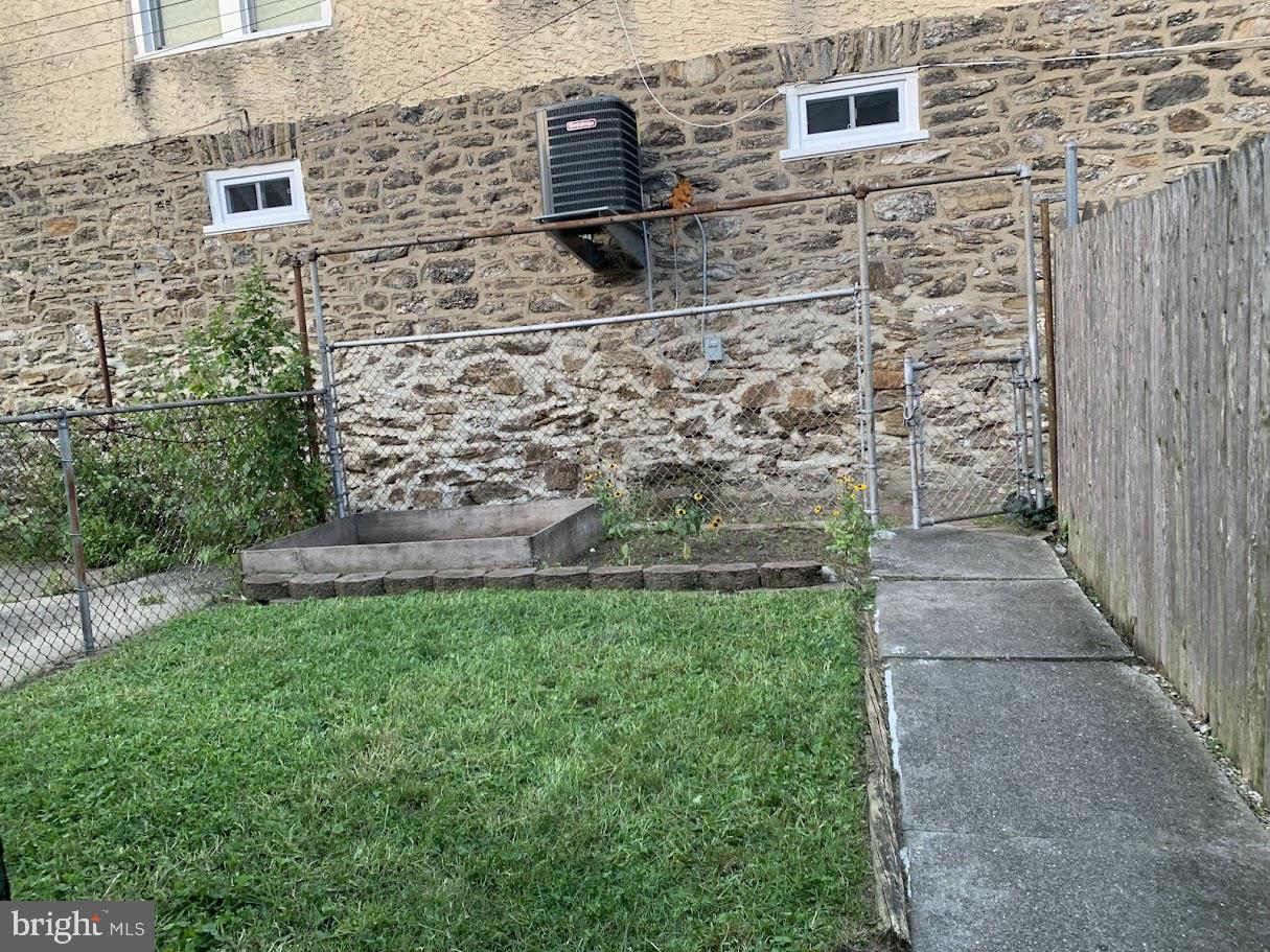 MANAYUNK - Residential