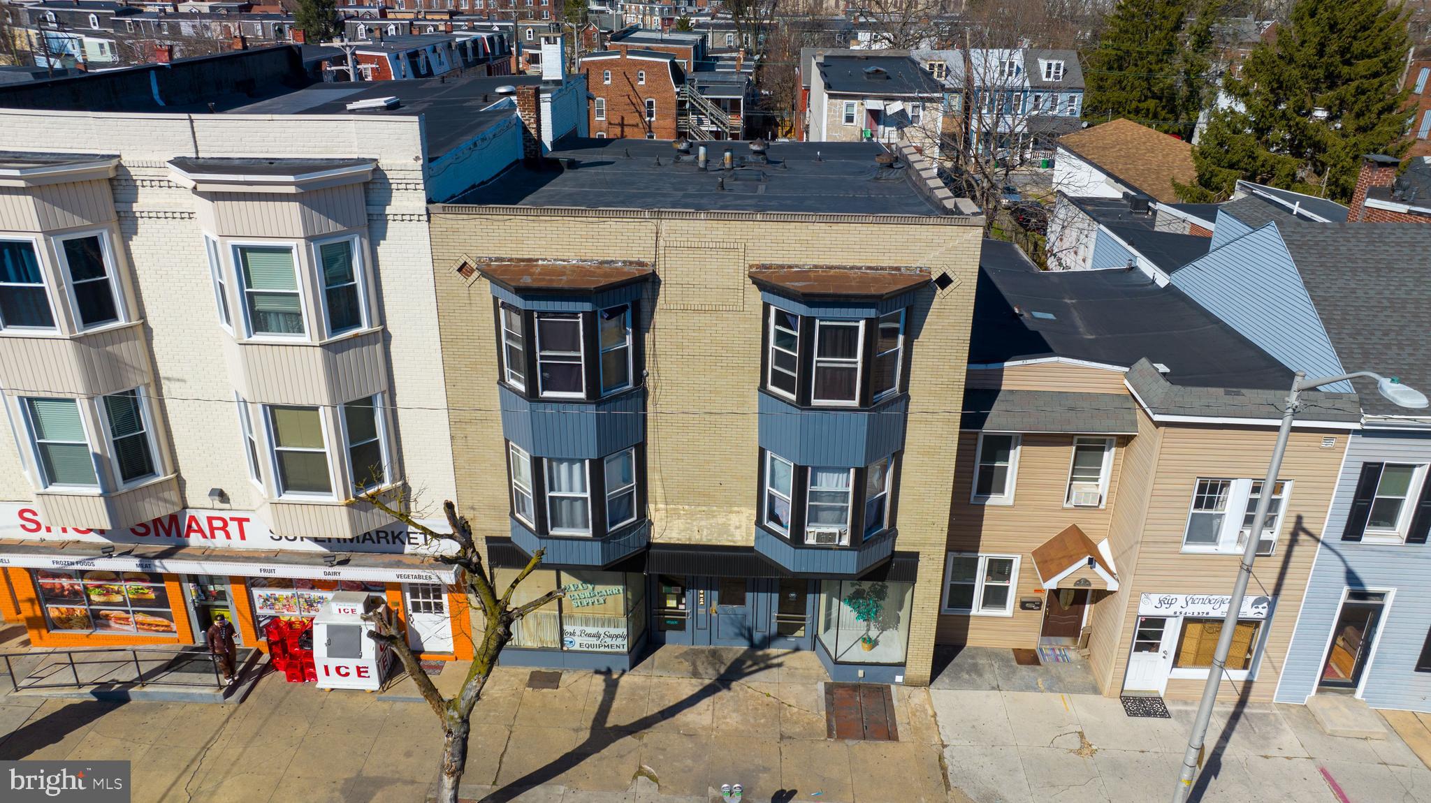 667 W MARKET STREET
