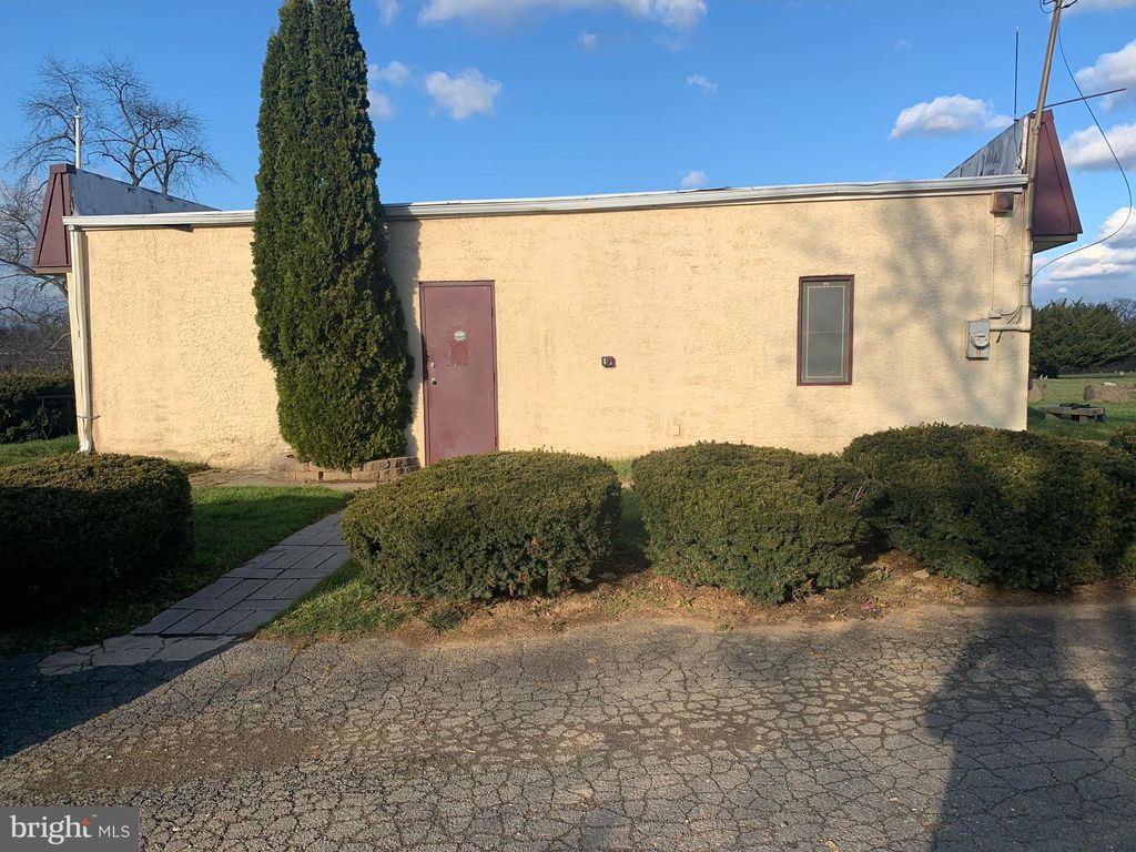 Photo of 140 W Street Road, FEASTERVILLE TREVOSE, PA 19053 (MLS # PABU2041214)