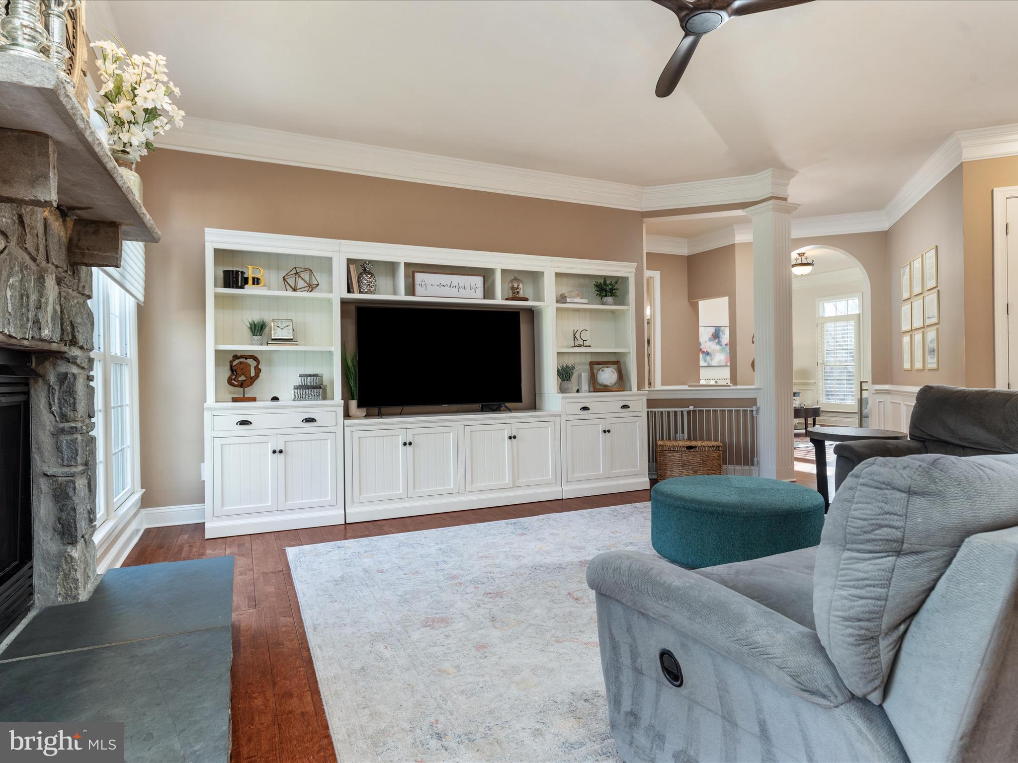 CARIS GLENNE - Residential