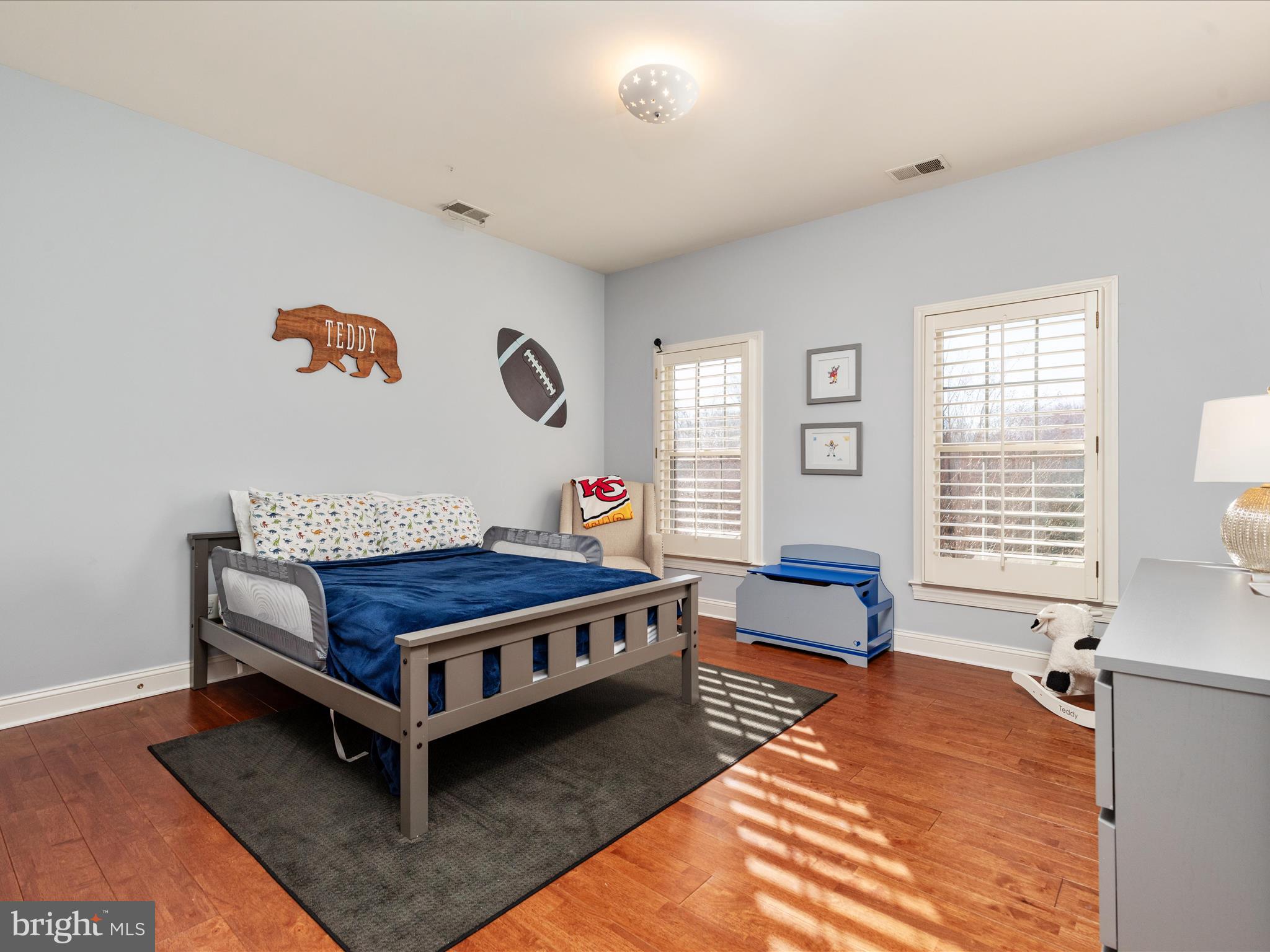 CARIS GLENNE - Residential