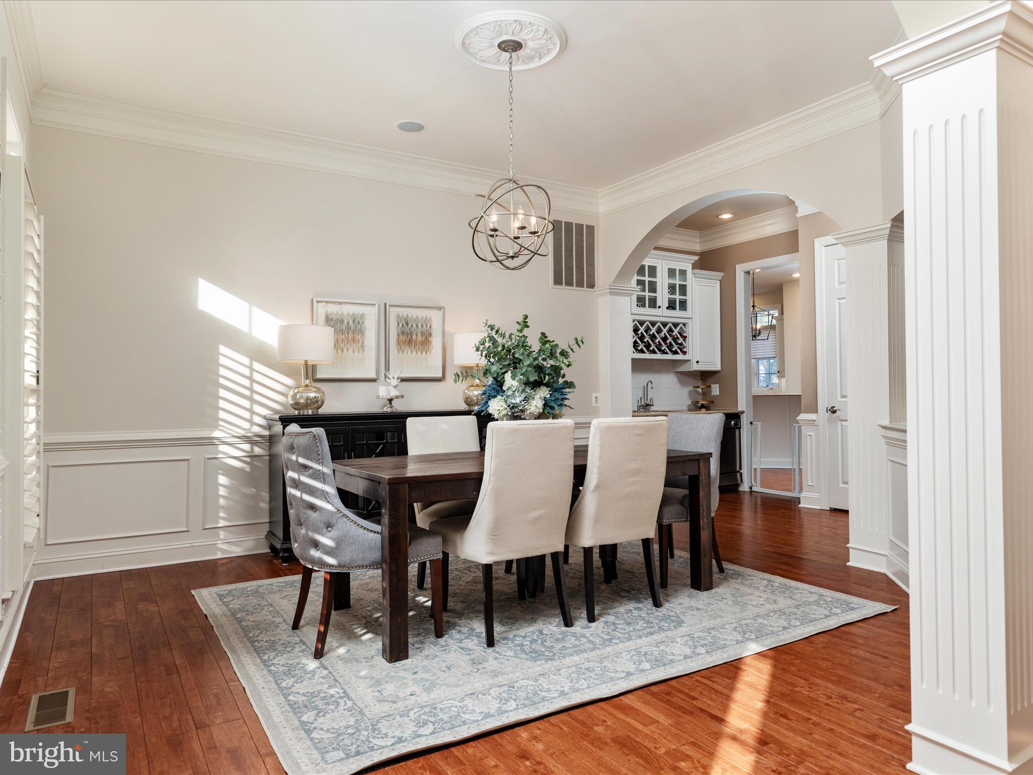 CARIS GLENNE - Residential