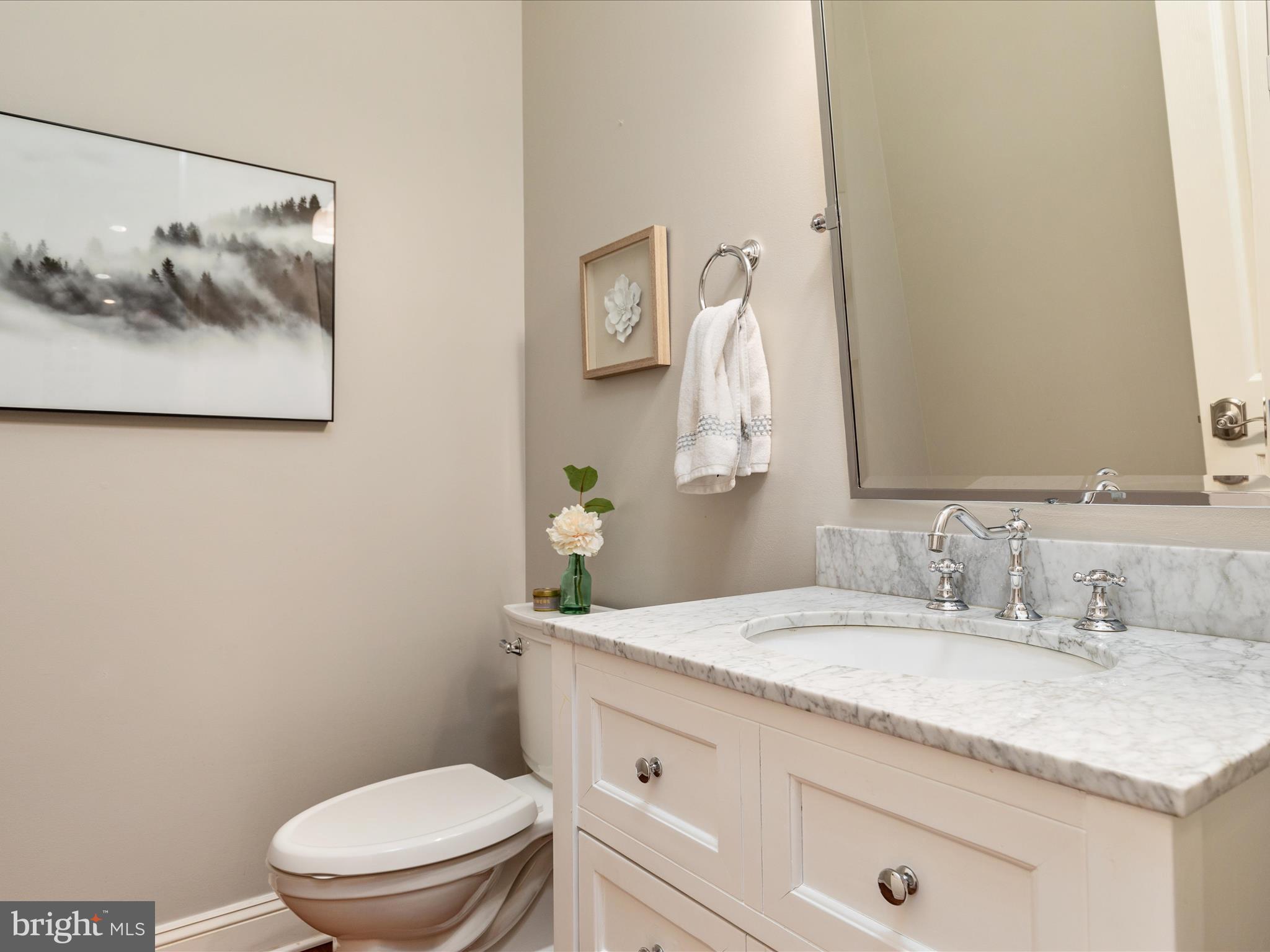 CARIS GLENNE - Residential