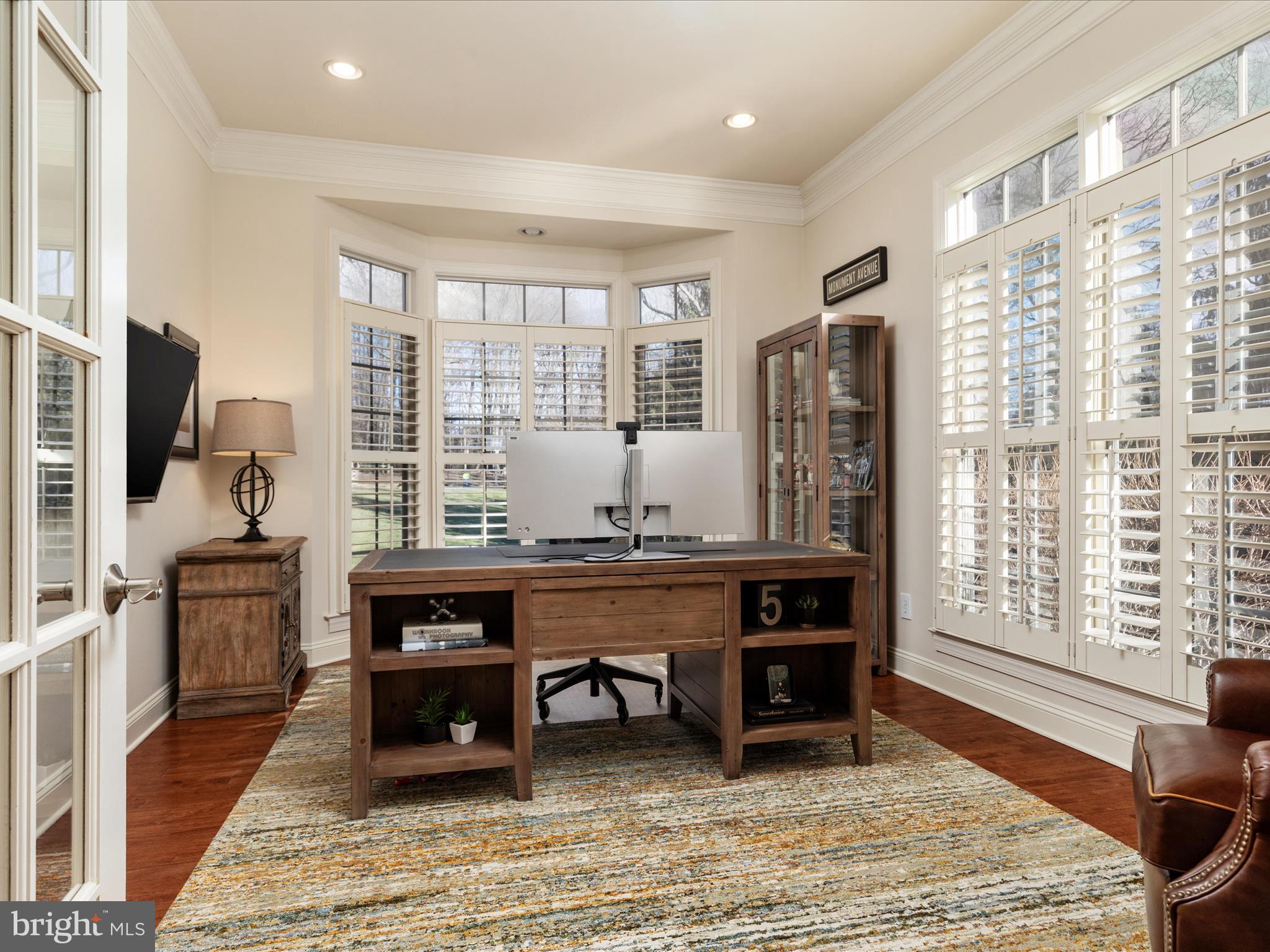 CARIS GLENNE - Residential