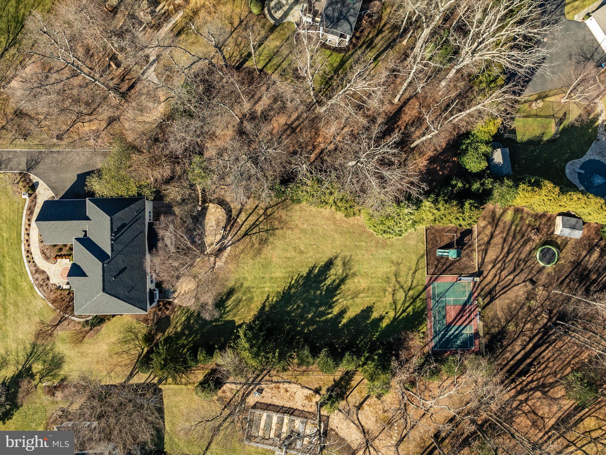 CARIS GLENNE - Residential