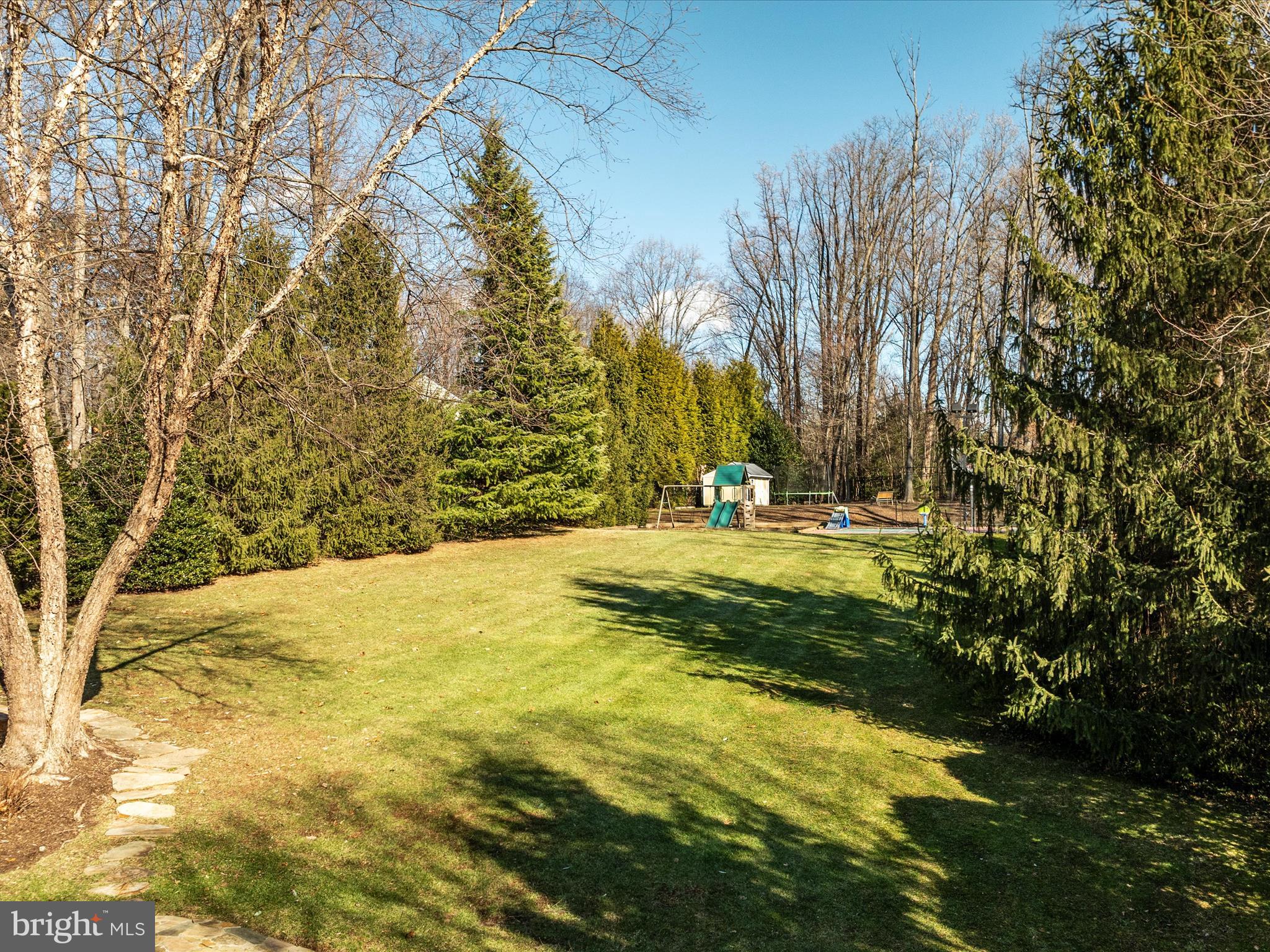 CARIS GLENNE - Residential