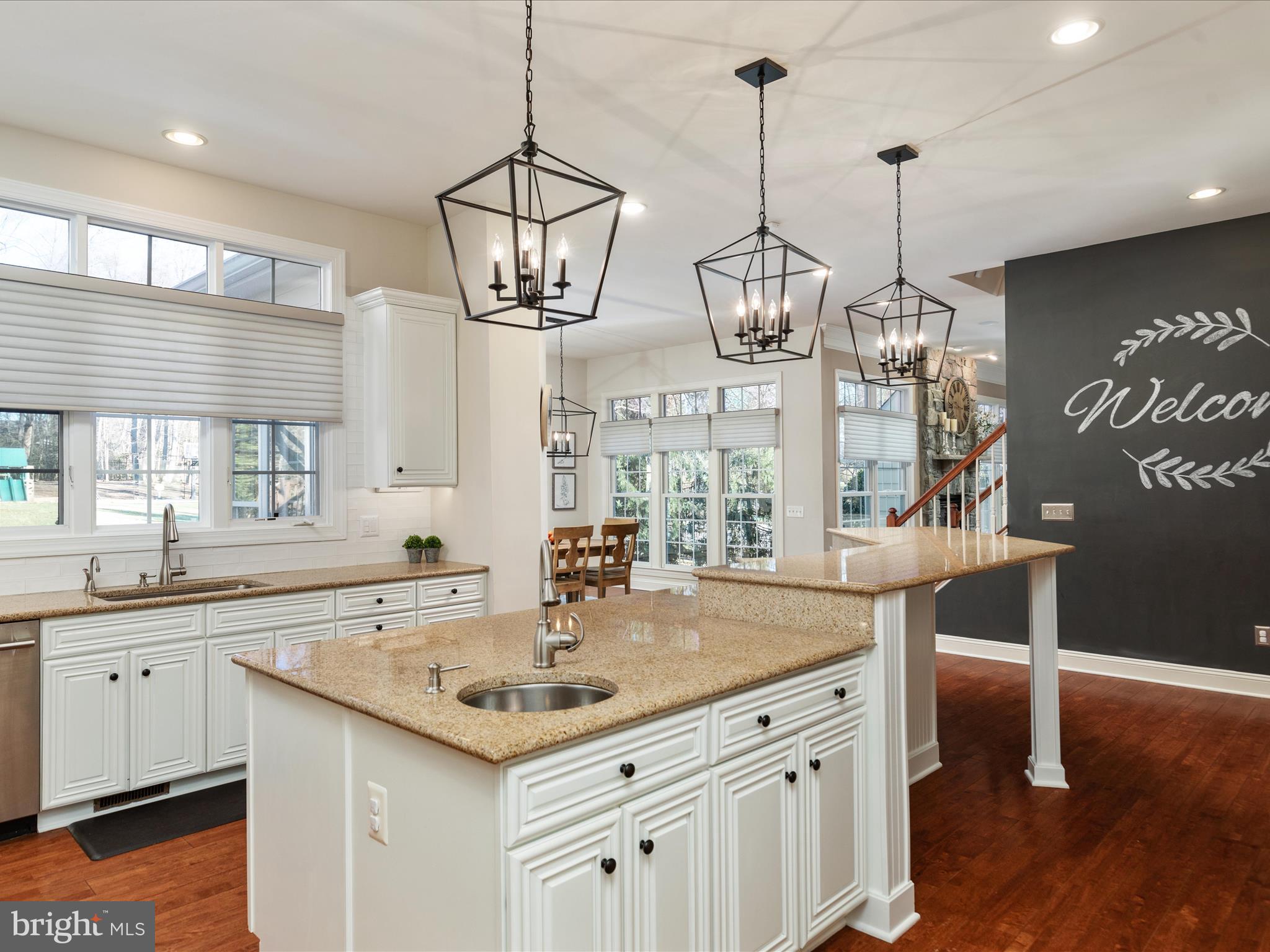 CARIS GLENNE - Residential