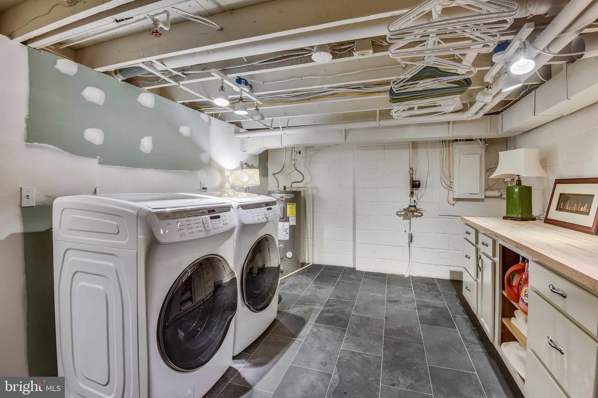 BENTANA WOODS - Residential