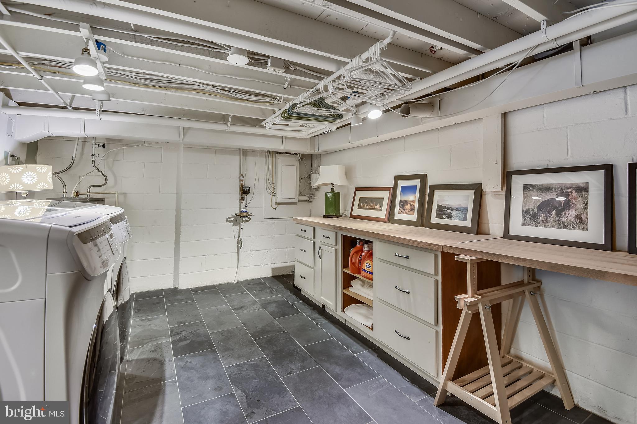 BENTANA WOODS - Residential