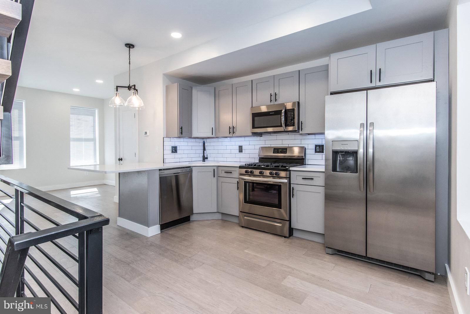 GRAYS FERRY - Residential Lease