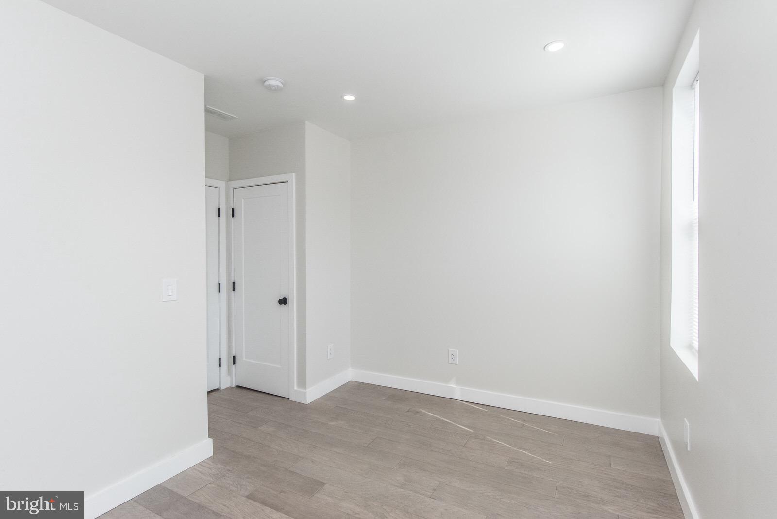 GRAYS FERRY - Residential Lease