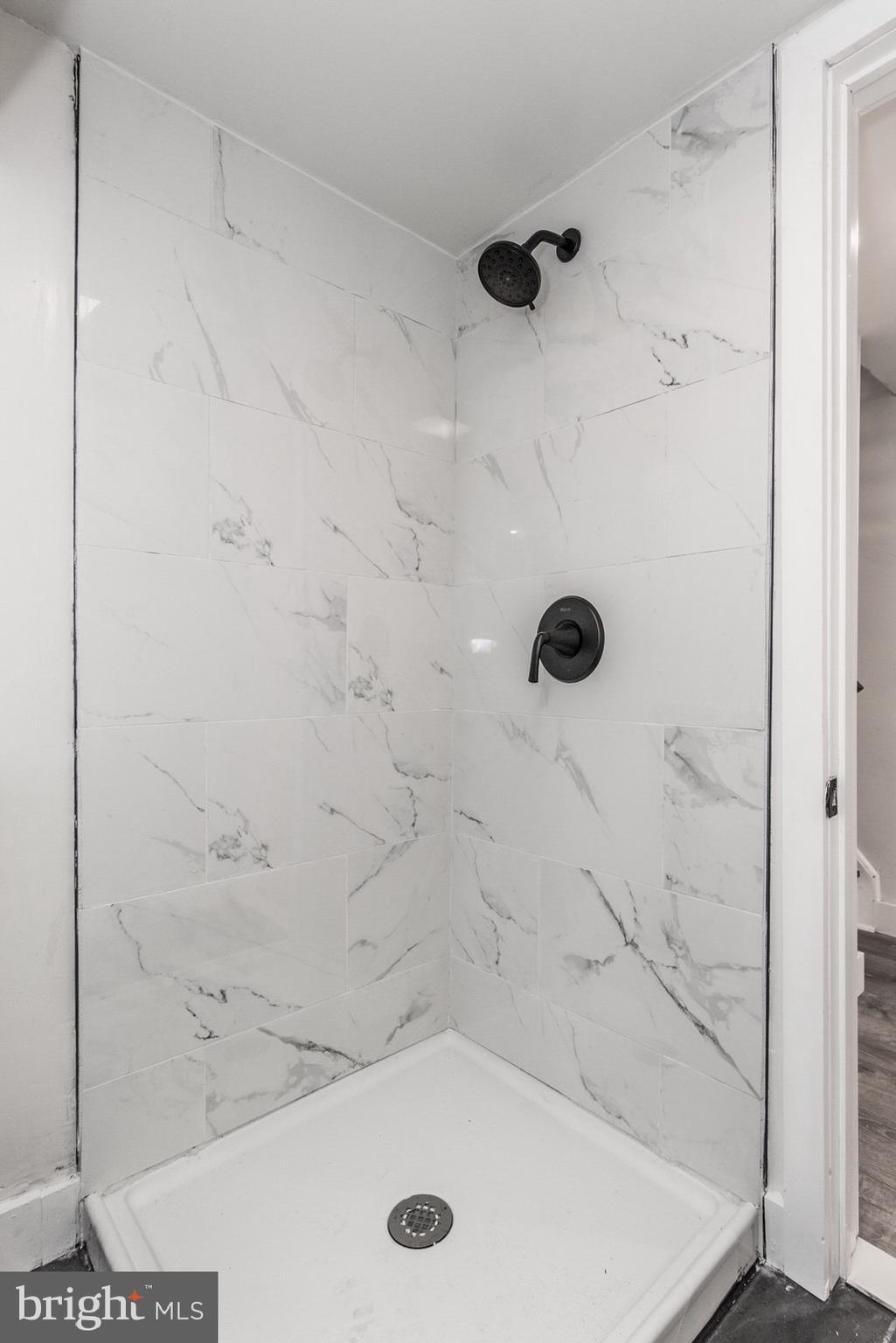 GRAYS FERRY - Residential Lease