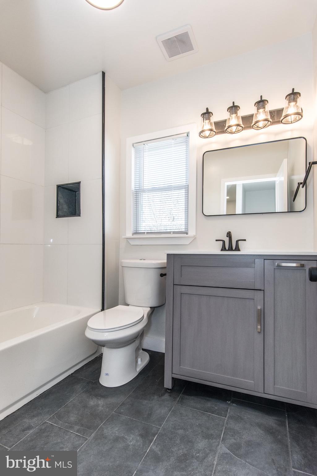 GRAYS FERRY - Residential Lease