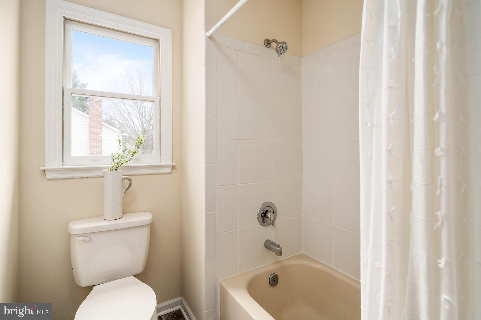 BEAUCLAIRE PLANTATION - Residential