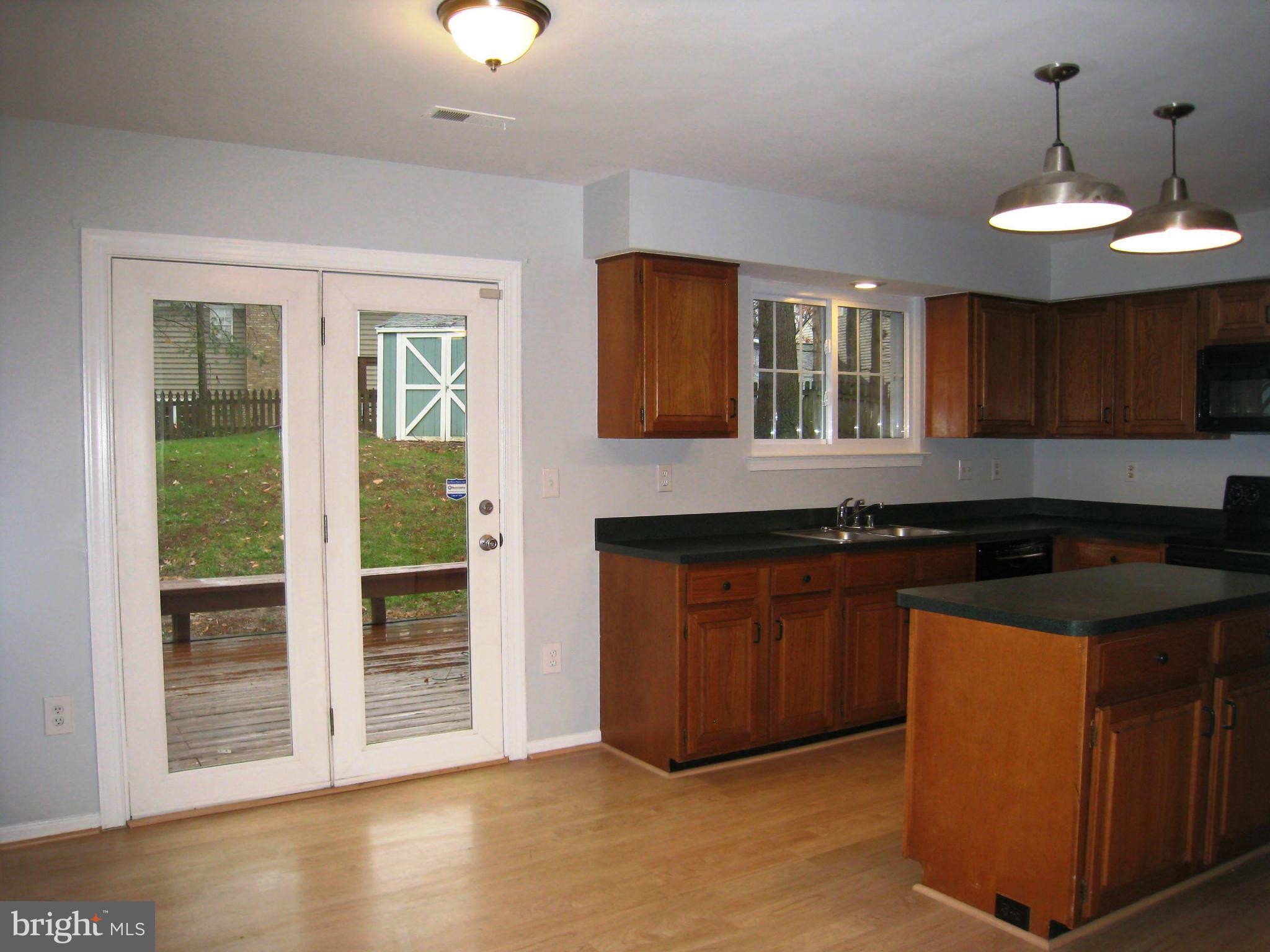 LAKE RIDGE - Residential Lease