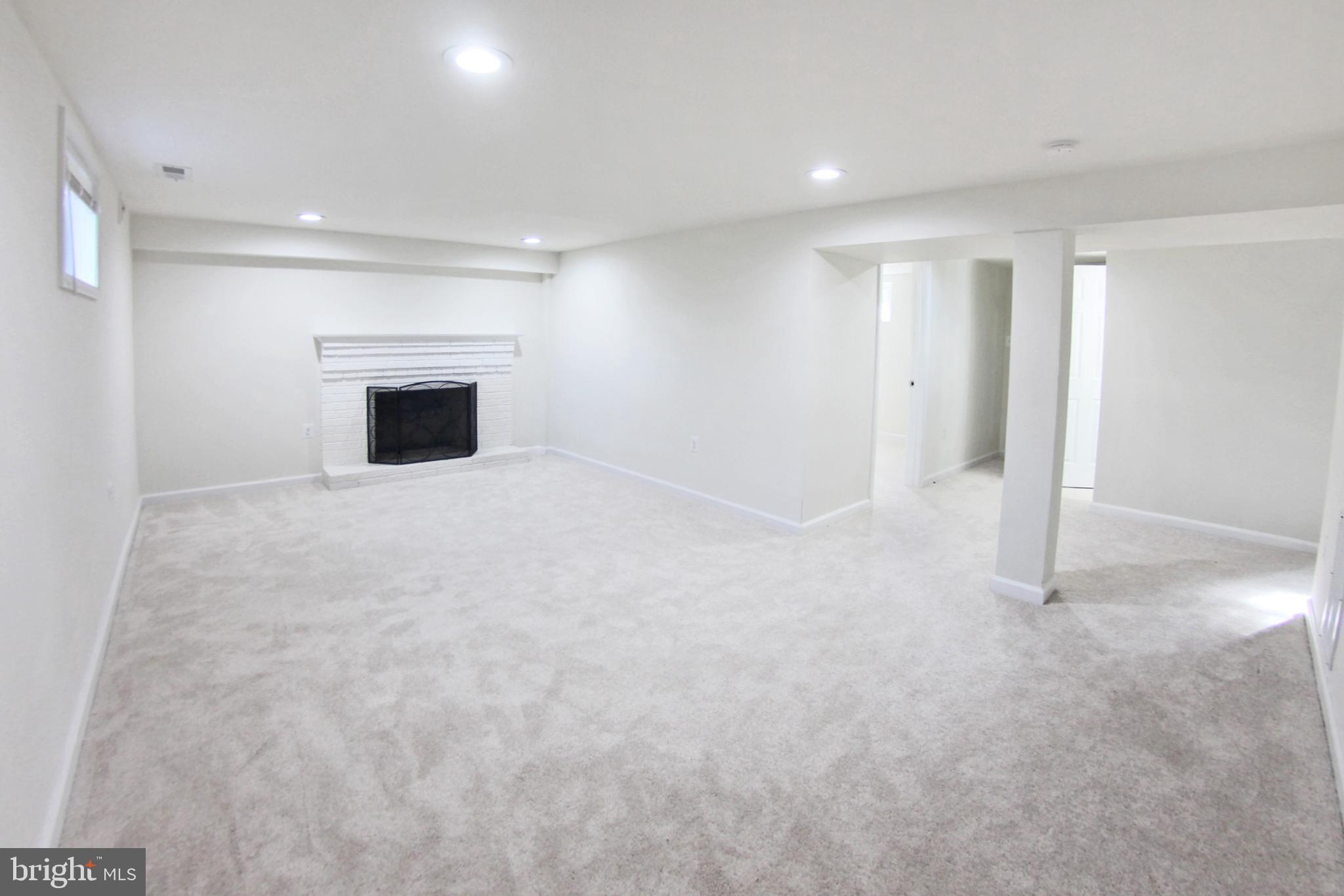 RAMBLEWOOD VILLAGE - Residential