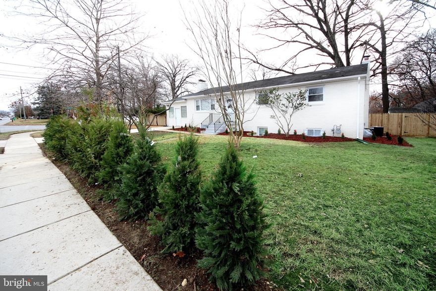 $ 10,000  CLOSING COST CREDIT TO BUYER!!! STUNNING 4/5 BEDROOM,  TWO PRIMARY SUITES WITH ATTACHED BATHROOMS, 3 FULL and 1 HALF  BATHS Home with Open Layout! MUST SEE: GOURMET KITCHEN WITH Hi-End Cabinets and ISLAND, STAINLESS STEEL APPLIANCES, French 3-Door Refrigerator, EXOTIC GRANITE, GLASS TILED BACKSPLASH. Living Room, and Dining Room  and Hallway with GLEAMING Floors, Chair-Rail, CUSTOM 2-Tone Paint and Fireplace in Living Room and Dining Room, Hi-End Light Fixtures Throughout plus Recessed Lighting. New Paint Inside and Outside, 6-Panel Doors.  ALL NEW BATHS with CUSTOM HI-END VANITIES and Mirrors, Lighting, EXQUISITE PORCELAIN TILED Walls and Floors. Large Family Room on Main Level with a separate Entrance and Walk out to Flat Fenced in Backyard. Lower Level has Rec Room with Fireplace, the 2nd PRIMARY Large Bedroom with ATTACHED FULL Bath, Plus In-Law Suite or Rental Suite/BONUS ROOM, Separate Large Laundry Room, Mechanical Room and HUGE Storage . NEW HVAC!! ONE YEAR HOME WARRANTY-Paid by the Seller at the Closing!