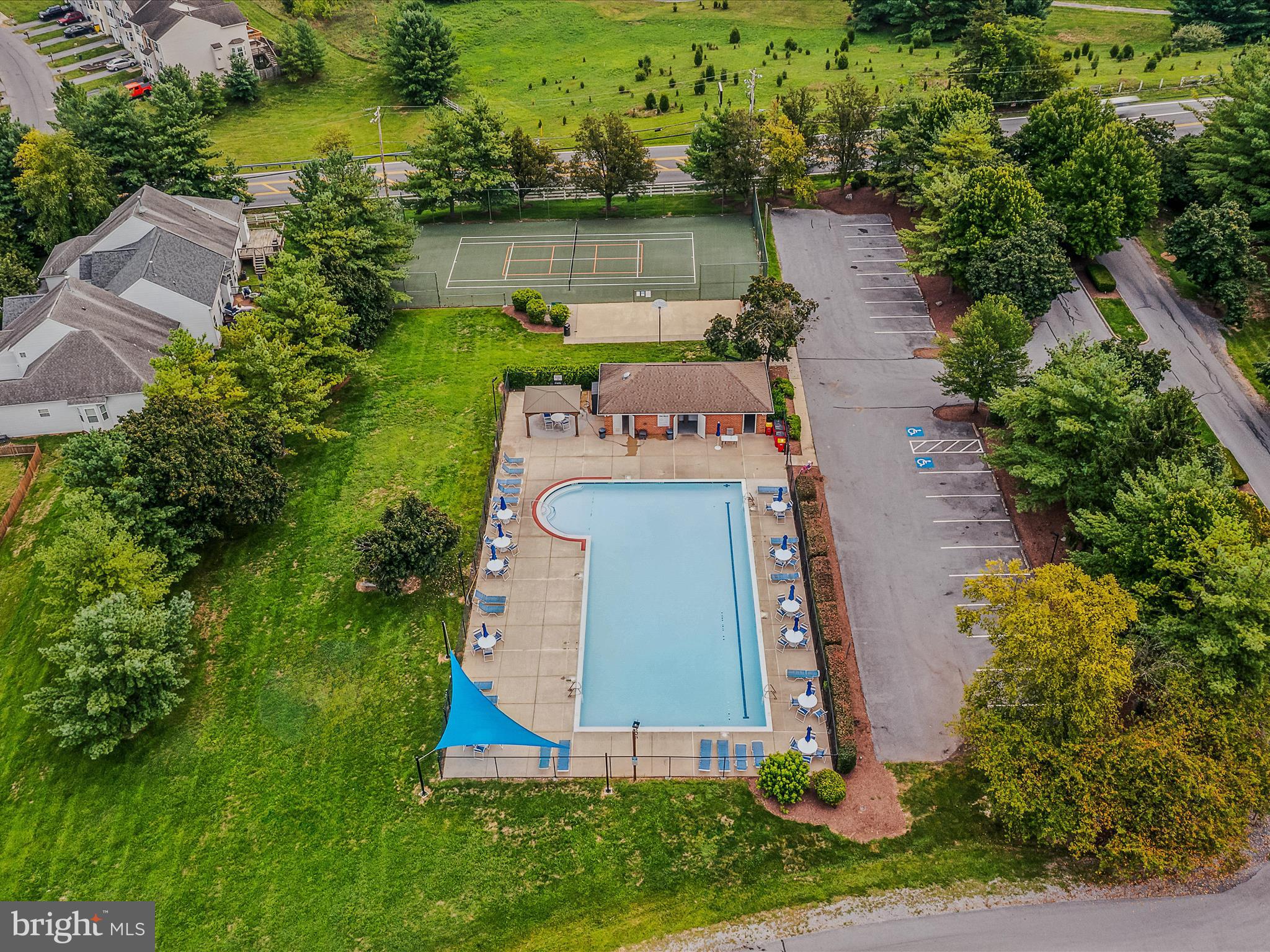 STONEBRIDGE - Residential