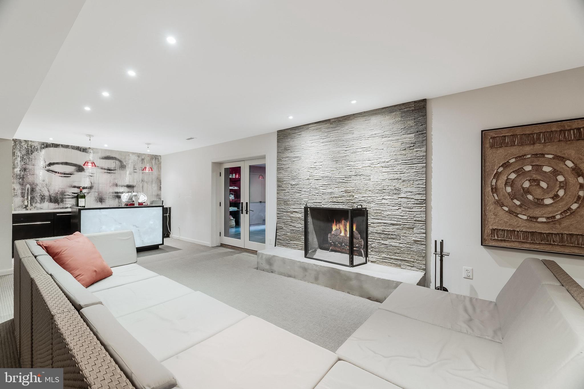 KENTLAND FARMS - Residential