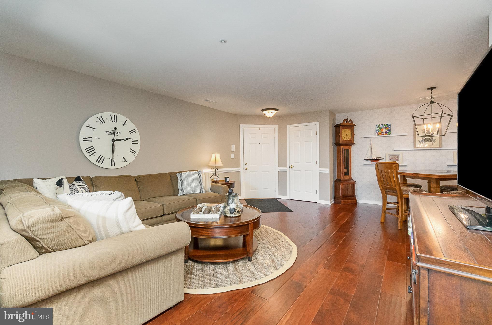 POND CONDOMINIUMS - Residential