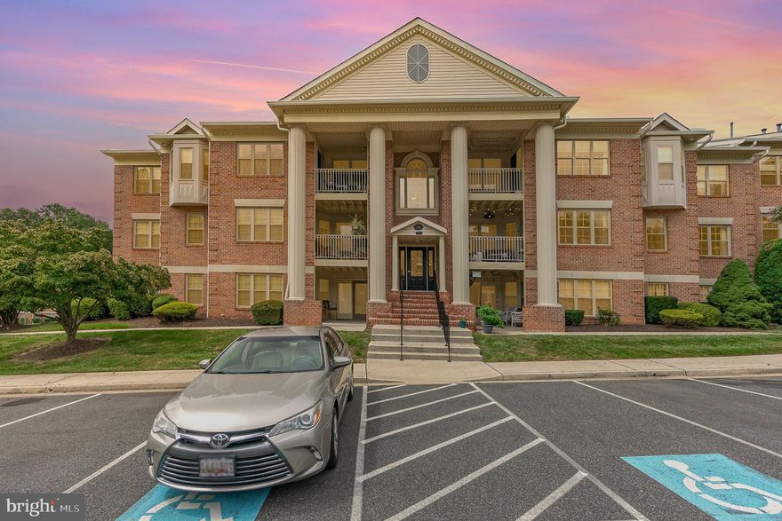 Would you like to live in a gorgeous condo that has so much character and pride?  Well this beautiful 2 bedroom  2 bath home is for you.  These hard woods will blow you away!! Stunning!  Ship lap and wall paper,  beautifully updated bathrooms with new ceramic flooring.  Move in ready.   Sit on your balcony and enjoy your morning coffee.   So many beautiful touches that makes this house a home.   This beauty won't last long so call the moving van and settle in for the fall and live your best life.