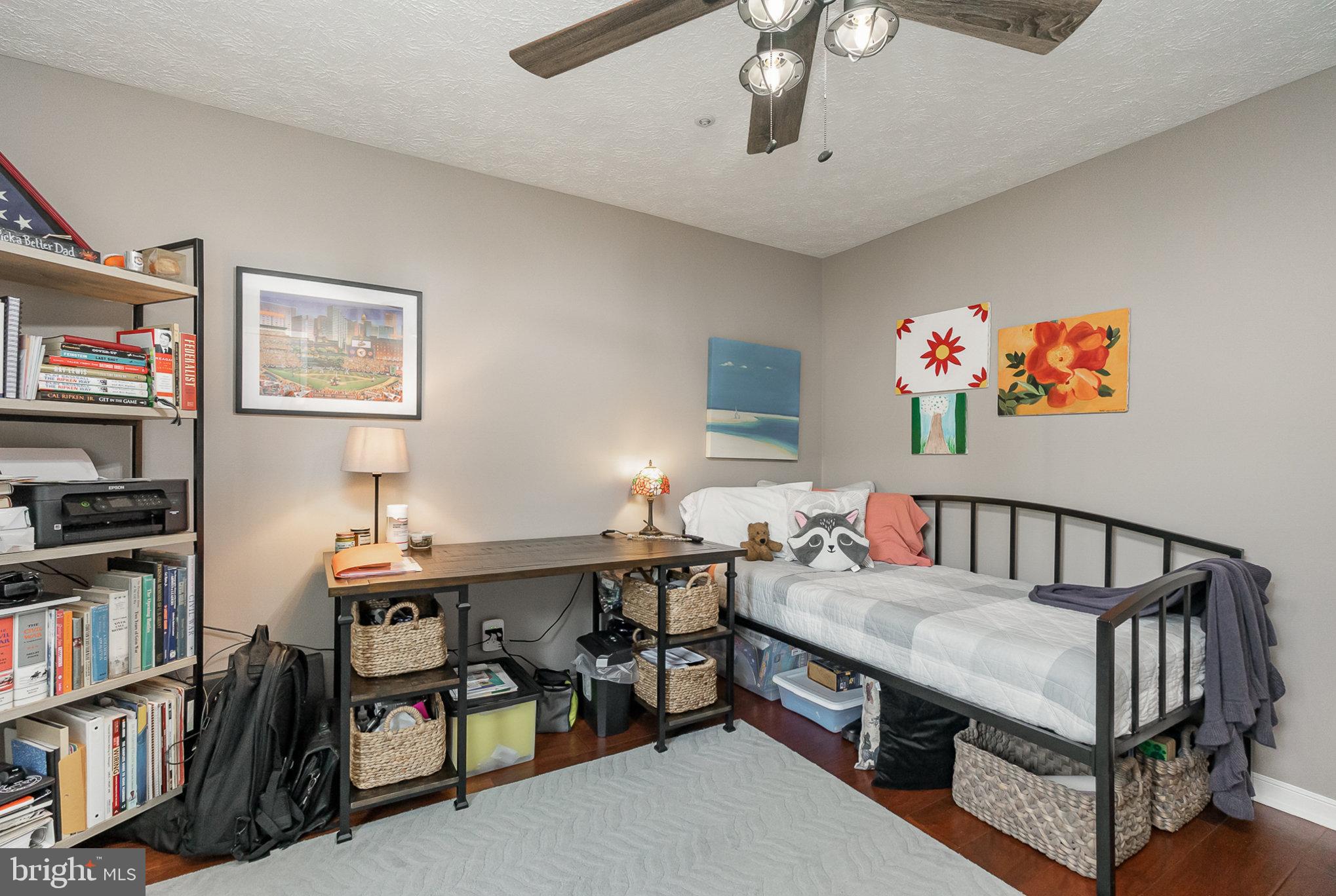 POND CONDOMINIUMS - Residential