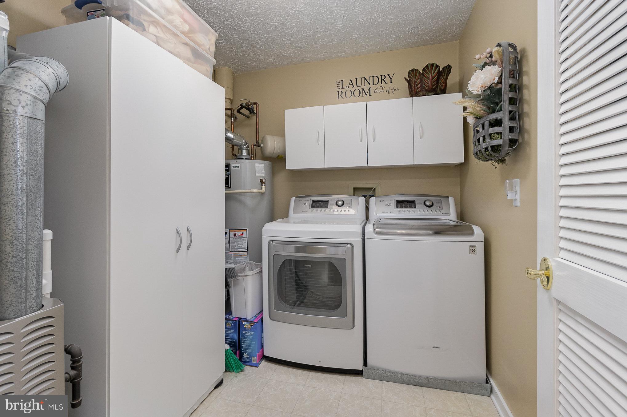 POND CONDOMINIUMS - Residential